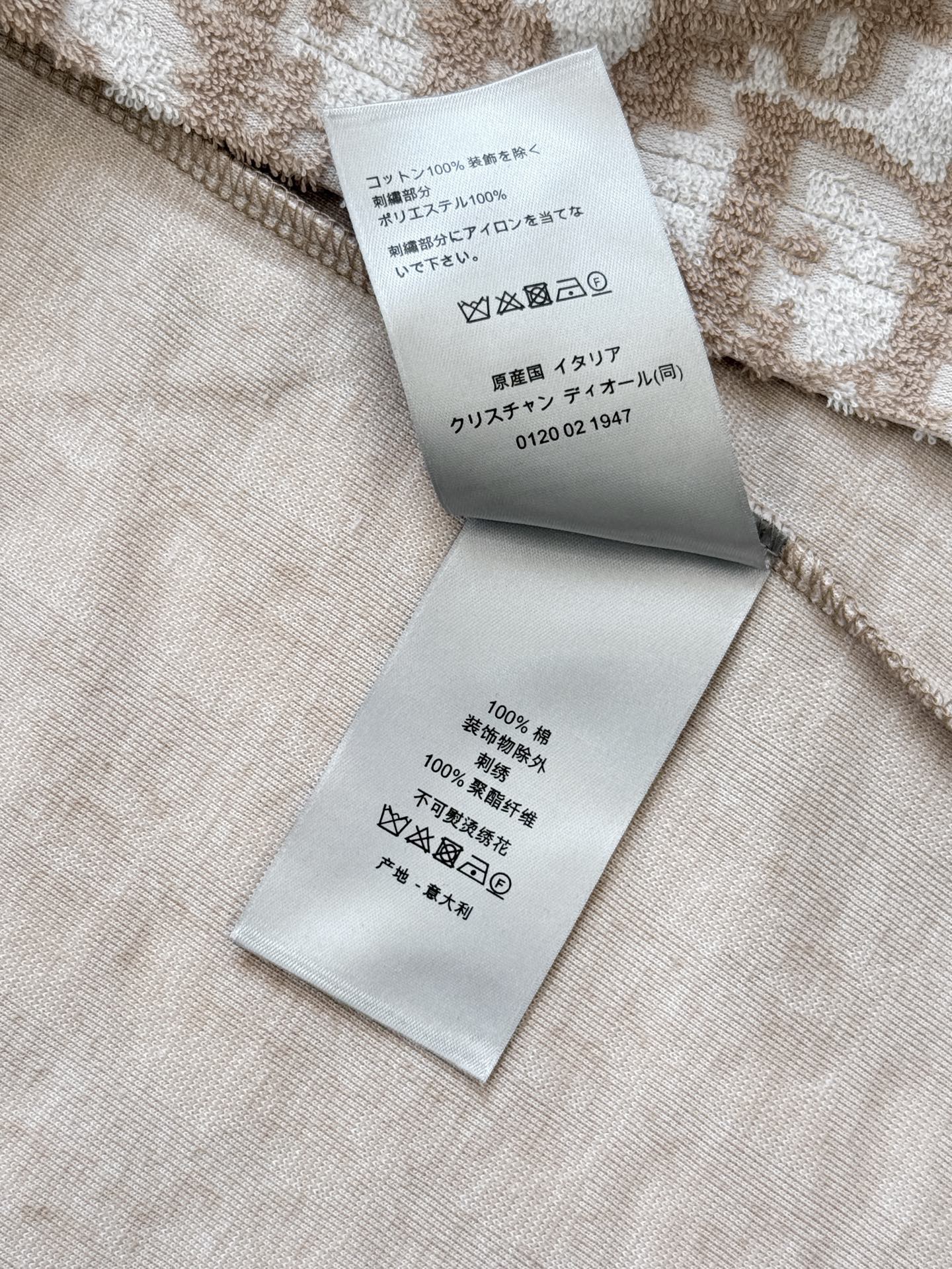 디올 26SS 여성 반팔 142790 Dior T Shirt 상세 이미지 9