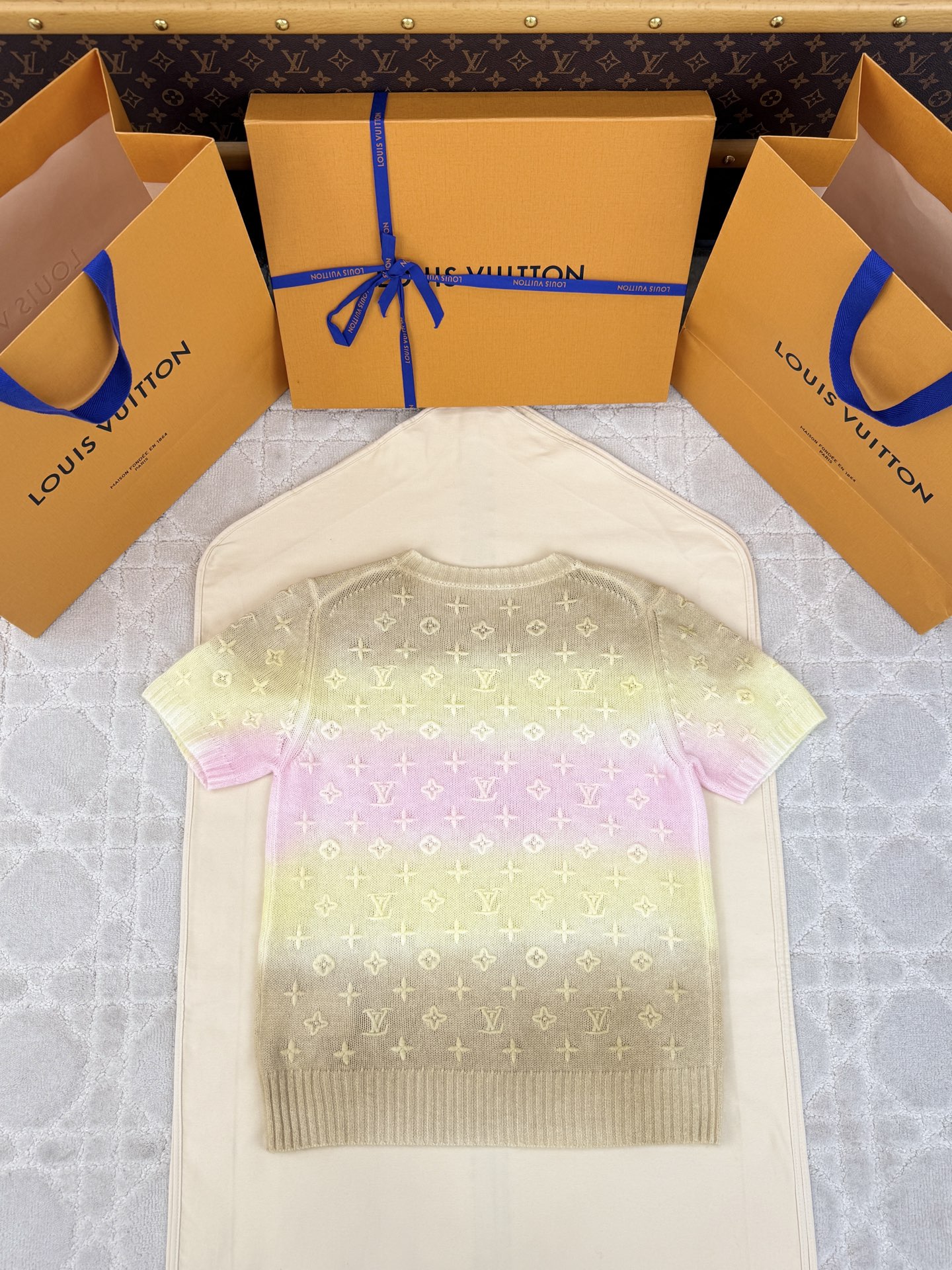 루이비통 여성 반팔 142691 Louis Vuitton T Shirt 상세 이미지 2