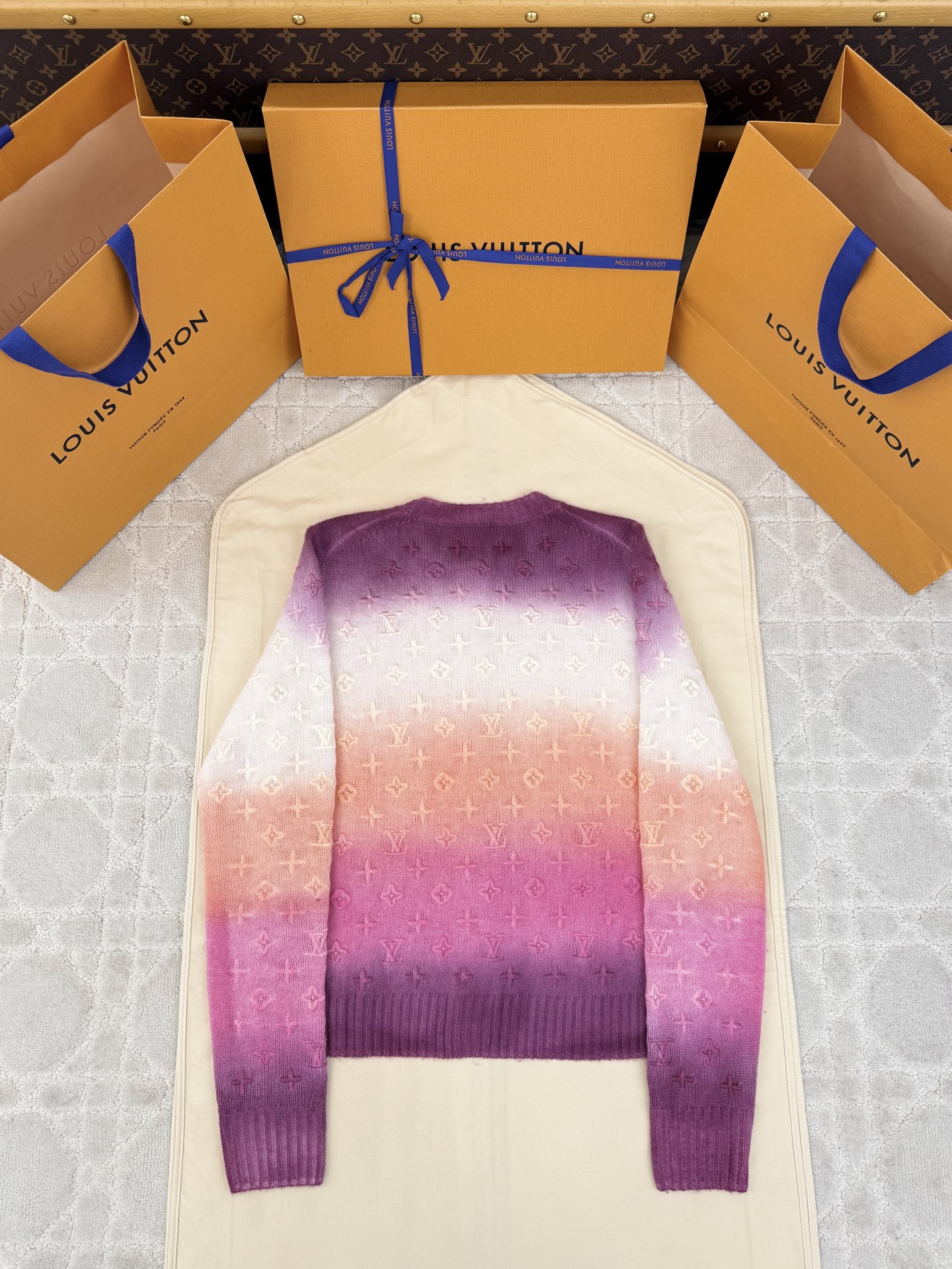루이비통 여성 가디건 142690 Louis Vuitton Cardigan 상세 이미지 2