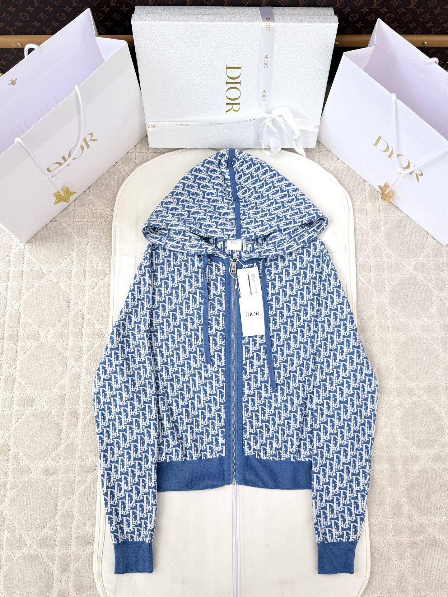 디올 여성 가디건 142701 Dior Cardigan 상세 이미지 2