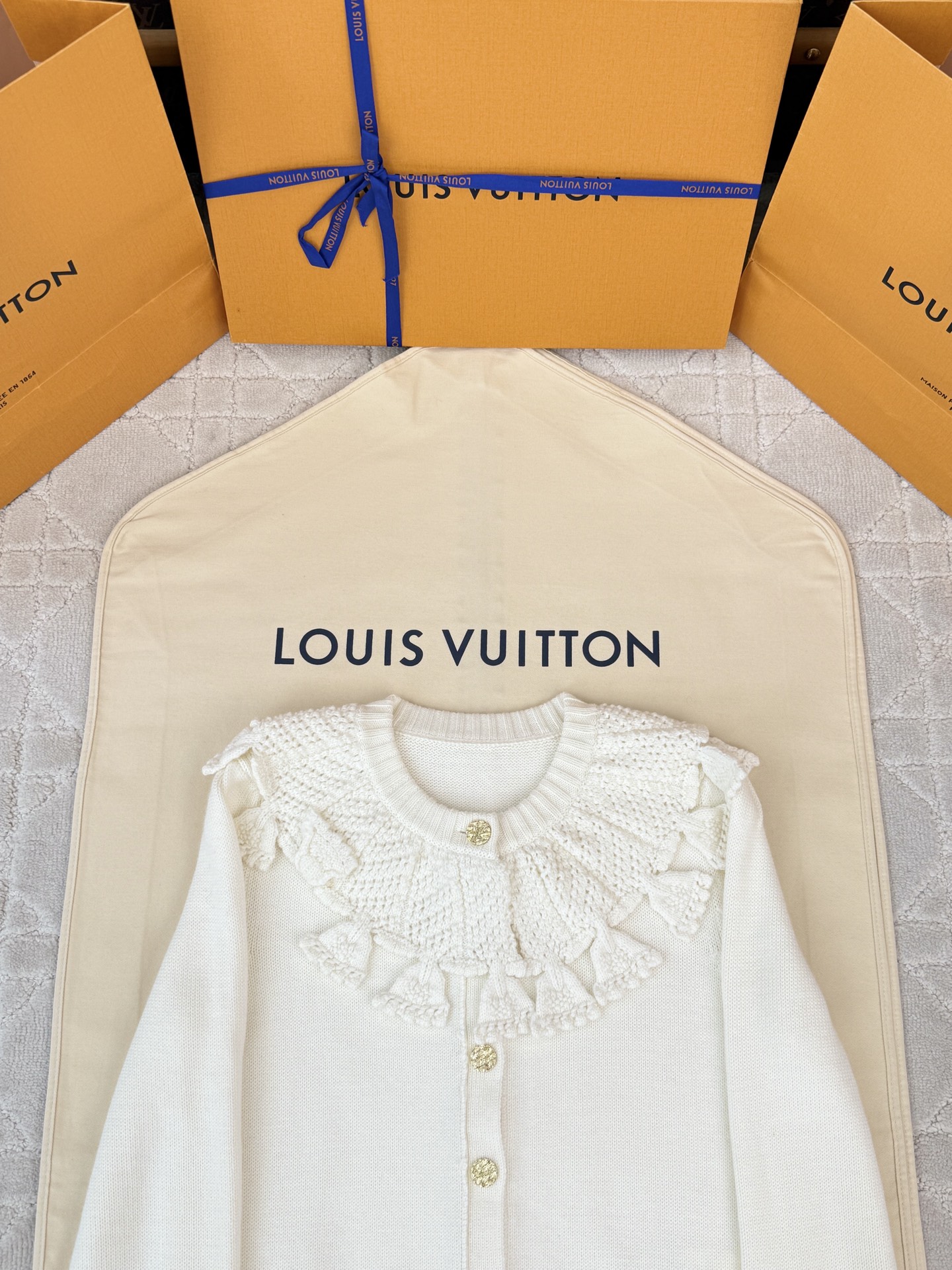루이비통 여성 가디건 142689 Louis Vuitton Cardigan 상세 이미지 4