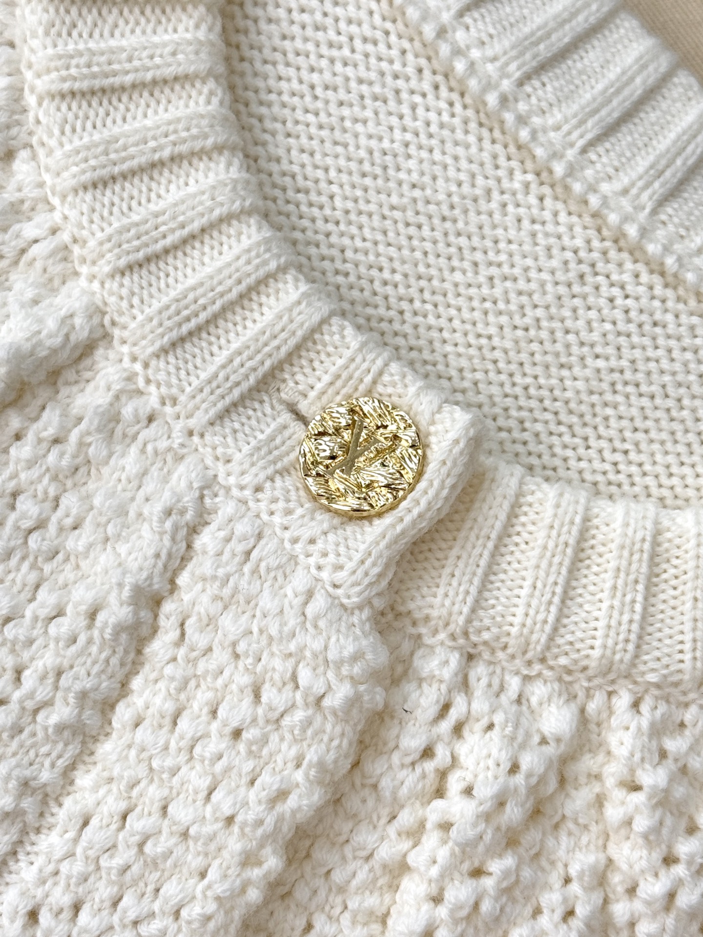루이비통 여성 가디건 142689 Louis Vuitton Cardigan 상세 이미지 6