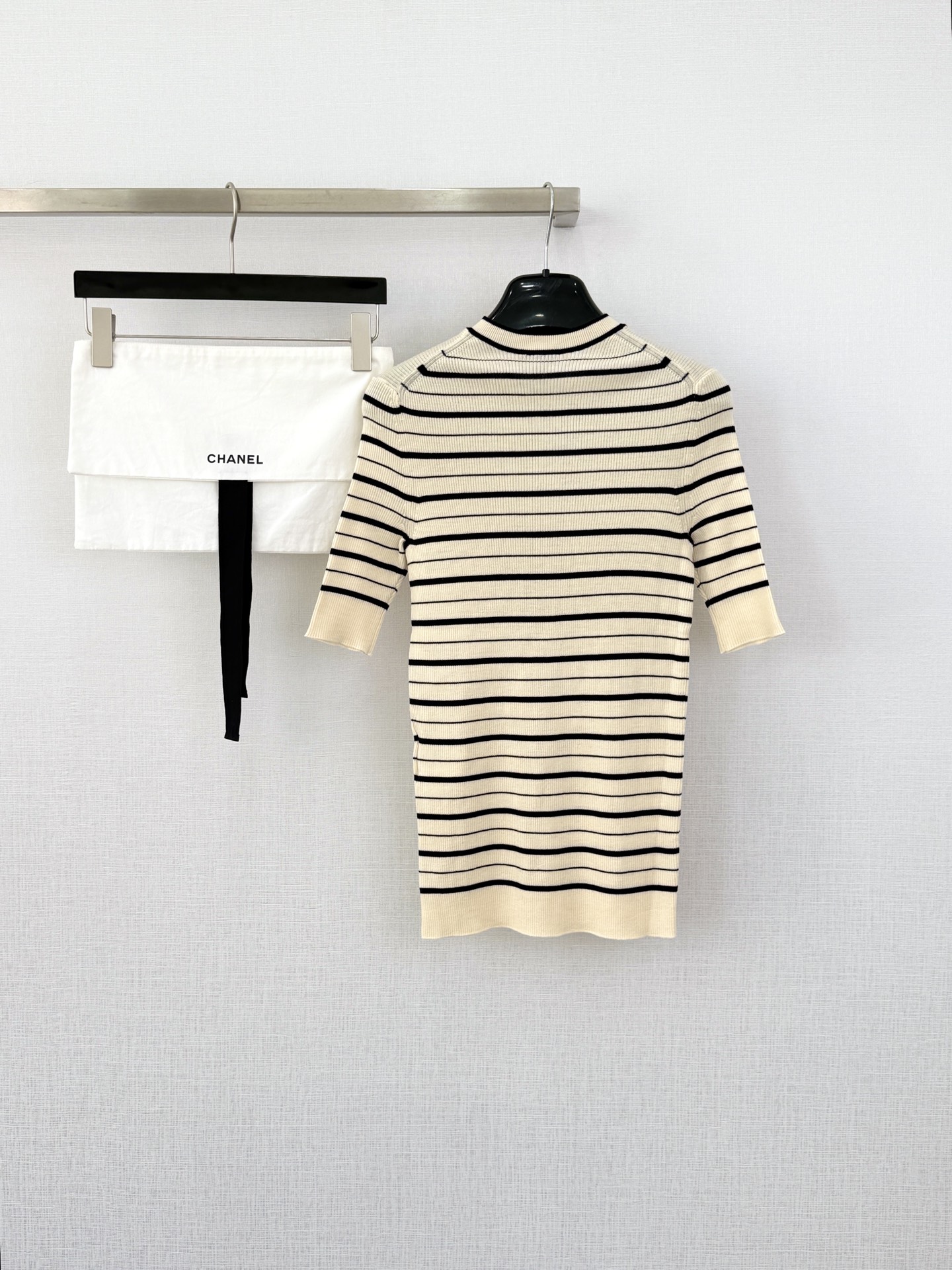 샤넬 여성 반팔 154925 Chanel T Shirt 상세 이미지 2