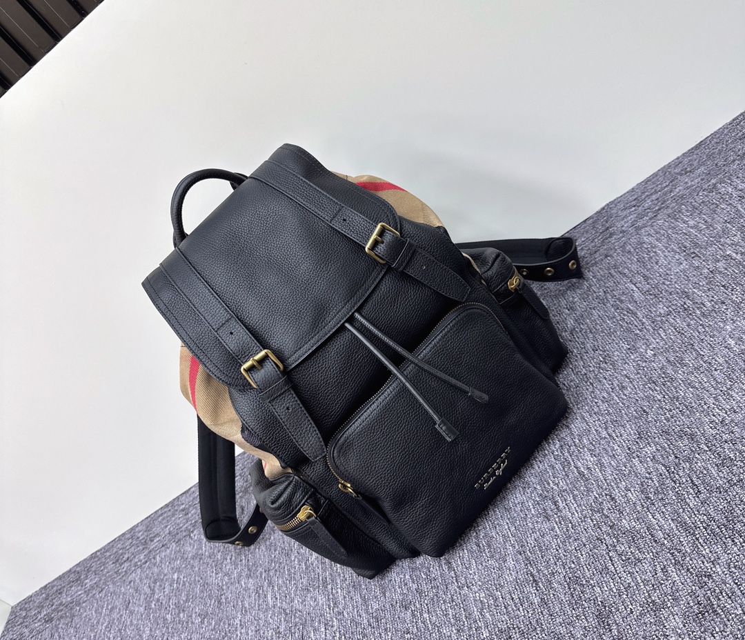 🎁bur backpack, a model not seen in the market, limited iron label model, European 🌟Specialized in 🌟 counters, rarely seen in domestic counters, limited quantity⚡⚡Imported calfskin, soft to the touch, super practical, large capacity, a must-have for spring travel, very cost-effective, size 42.28🌟680173