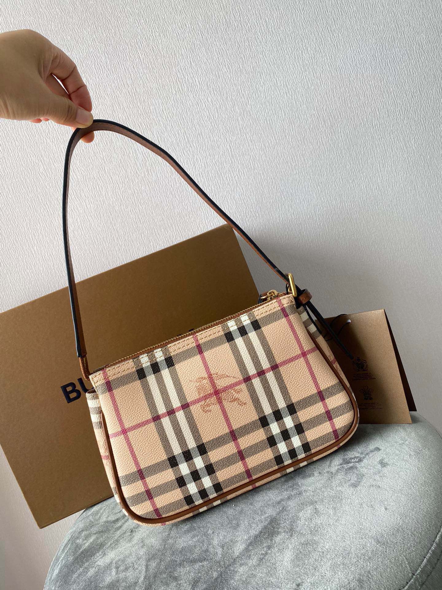 🎁B 21✖️5✖️14cm🌟 33000058