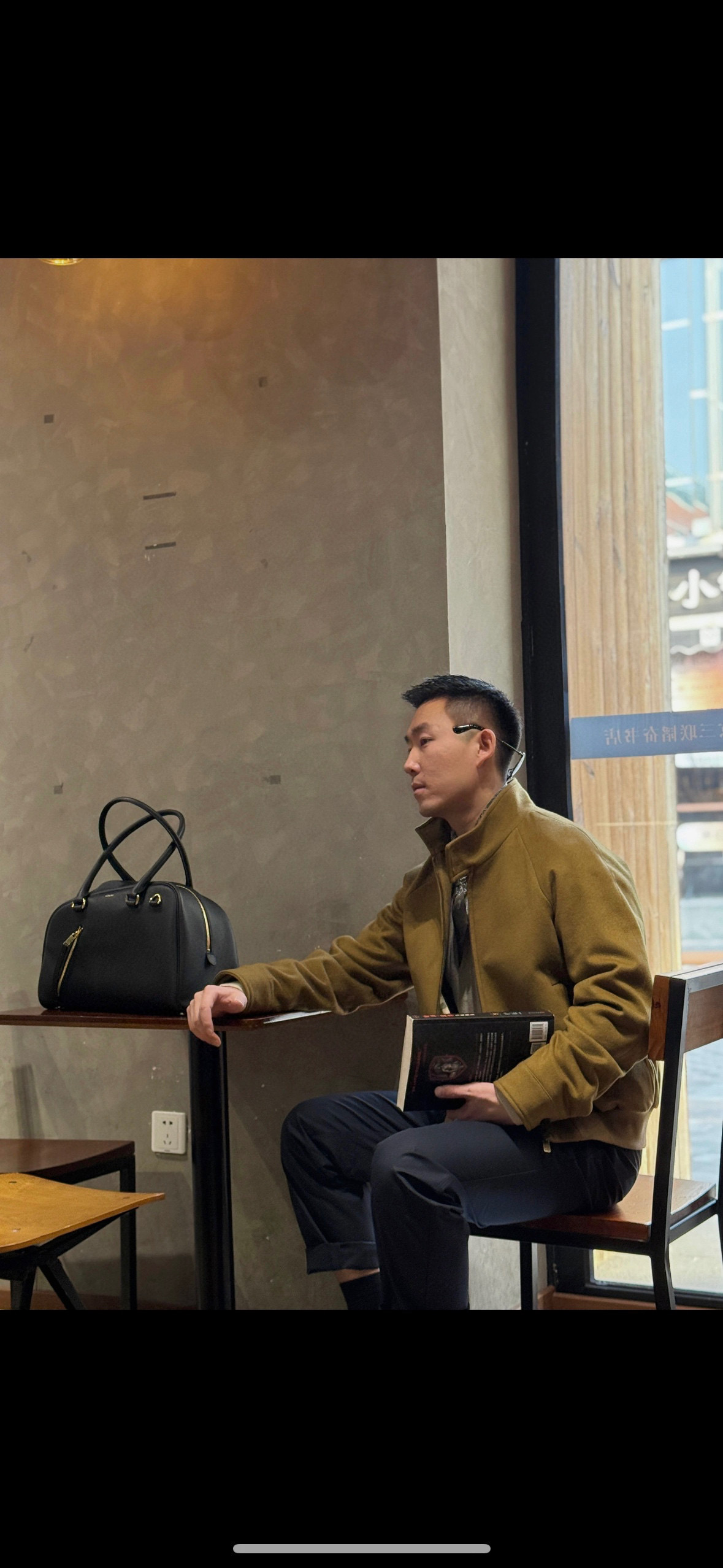 Burberry Newly released on 25, bowling bags are very popular~