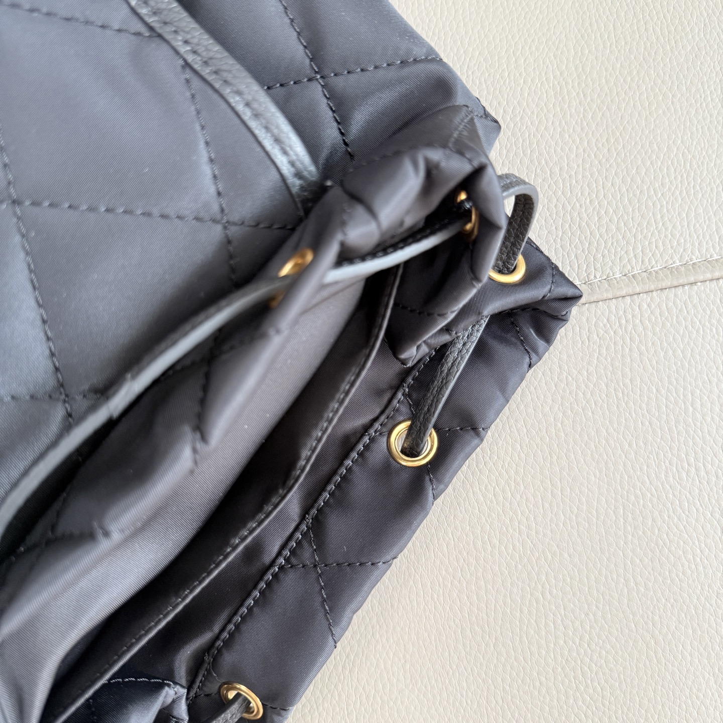 Burberry Horseshoe ダブルリュックサック - 英倫田園のエレガンス