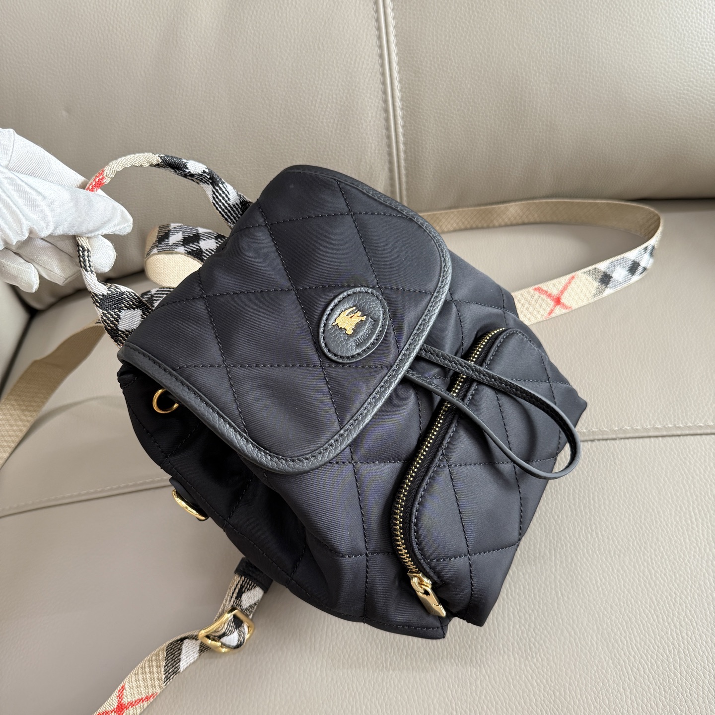 P1218 B Horseshoe ダブルバックパック - 英倫田園スタイルと精緻なディテール