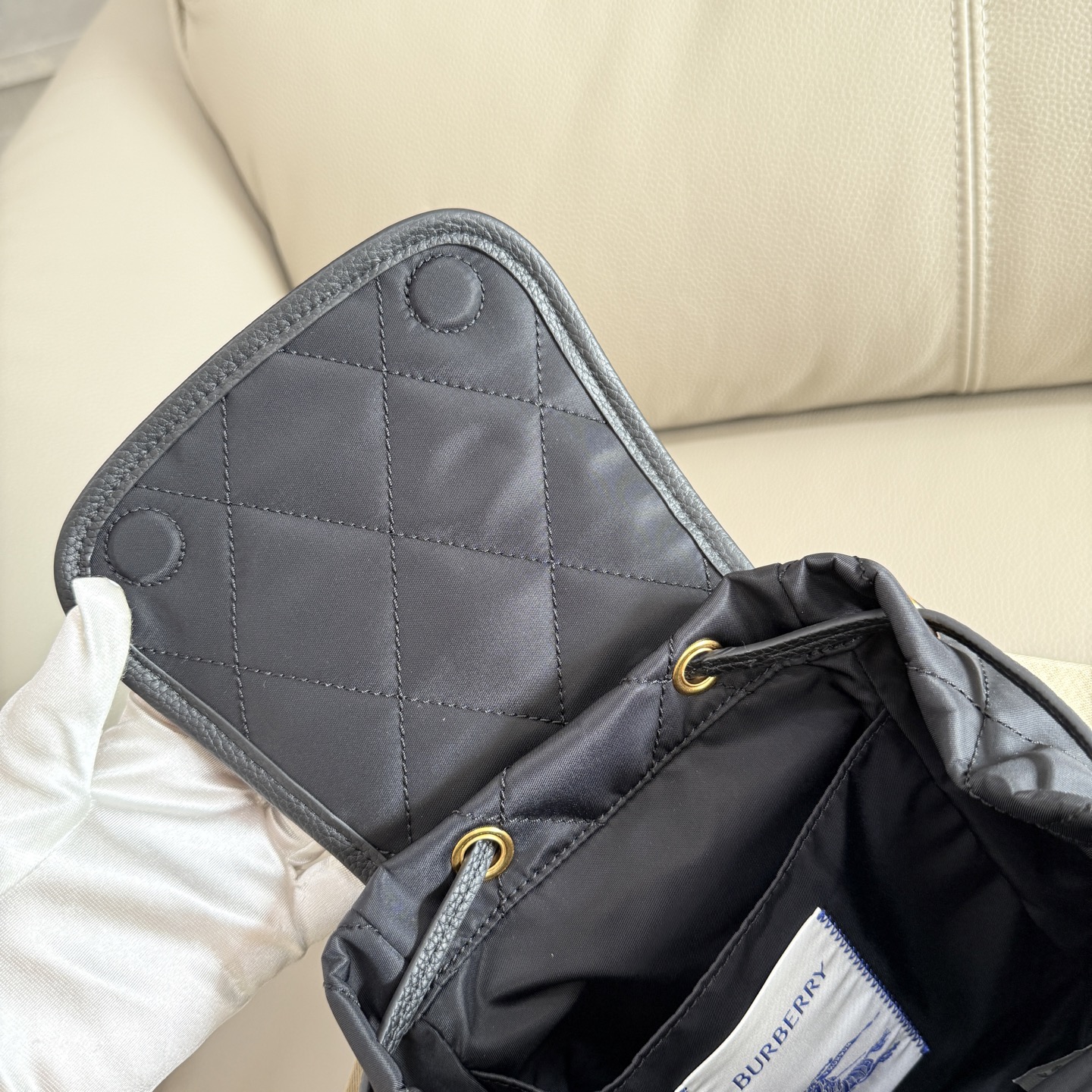 P1218 B Horseshoe ダブルバックパック - 英倫田園スタイルと精緻なディテール