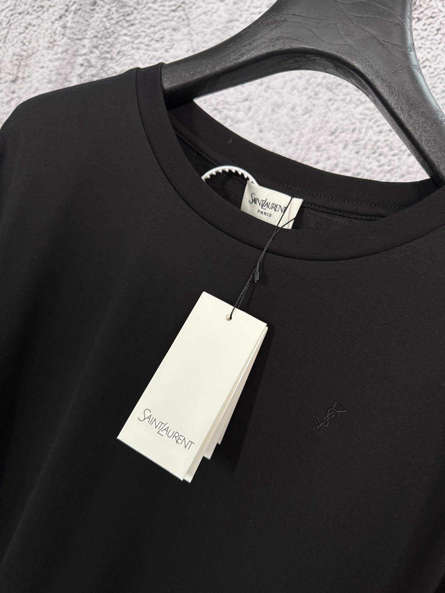 Saint Laurent Yves Saint Laurent 圣罗兰 26ss YSL纯色徽标刺绣圆领短袖T恤