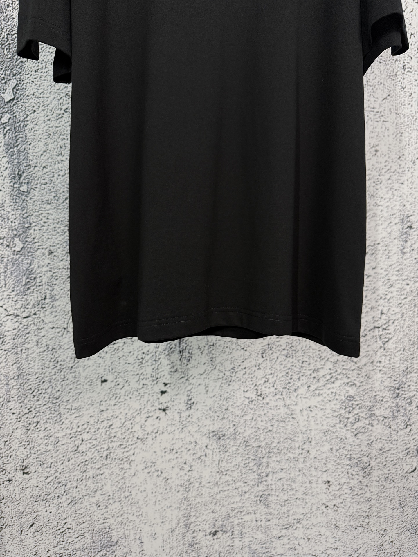 Saint Laurent Yves Saint Laurent 圣罗兰 26ss YSL纯色徽标刺绣圆领短袖T恤