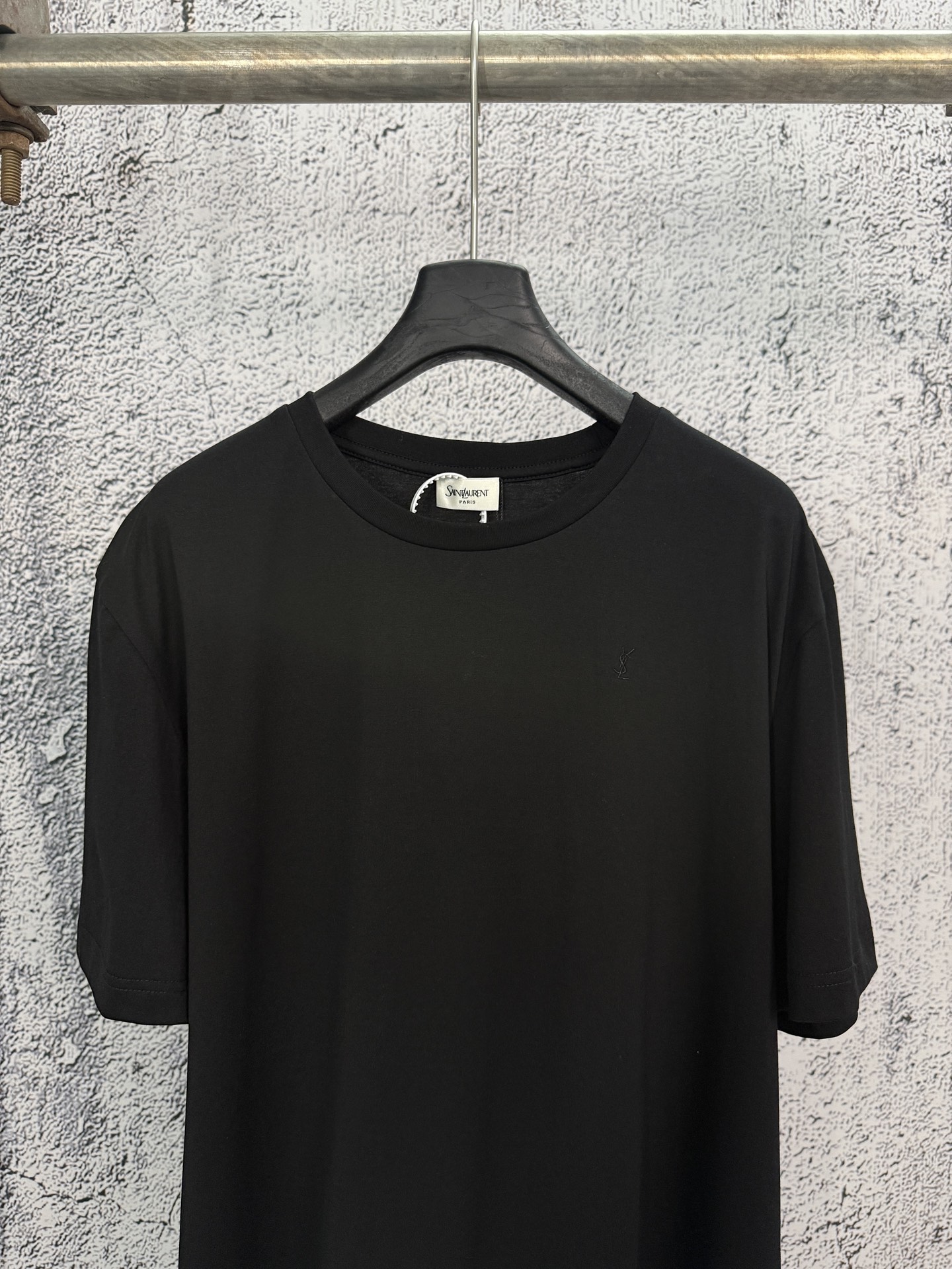 Saint Laurent Yves Saint Laurent 圣罗兰 26ss YSL纯色徽标刺绣圆领短袖T恤