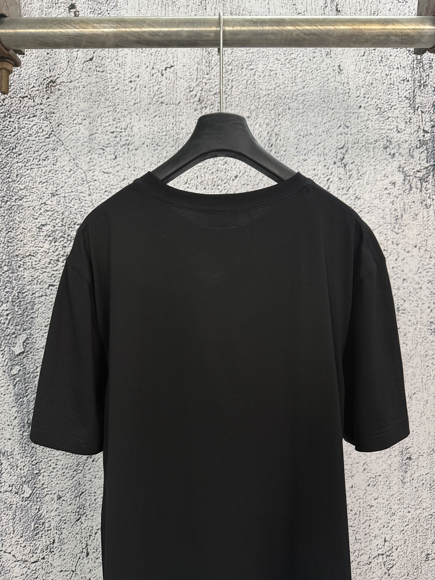 Saint Laurent Yves Saint Laurent 圣罗兰 26ss YSL纯色徽标刺绣圆领短袖T恤