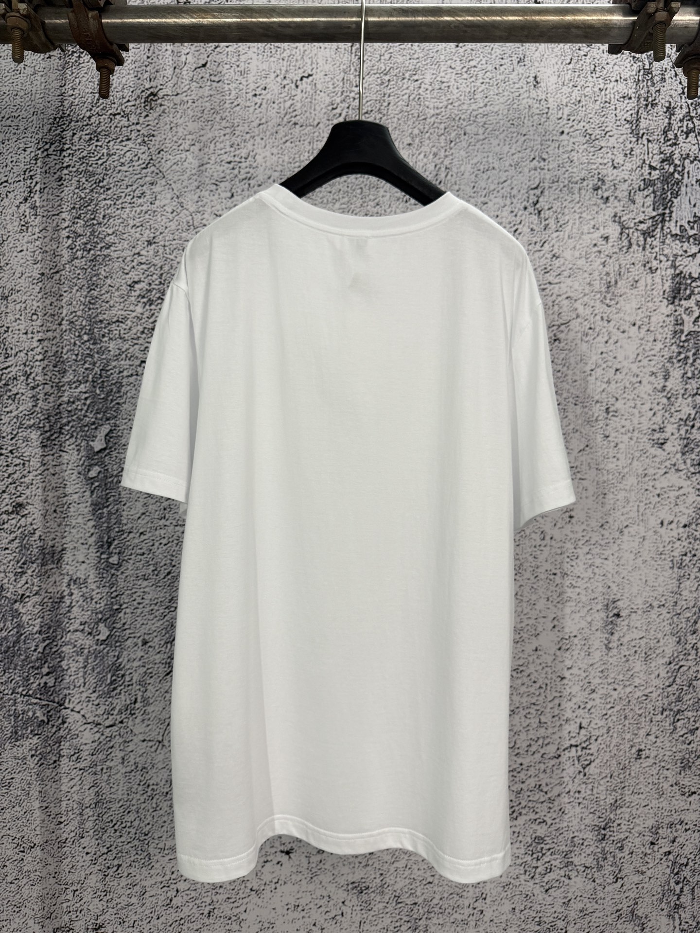 Saint Laurent Yves Saint Laurent 圣罗兰 26ss YSL纯色徽标刺绣圆领短袖T恤