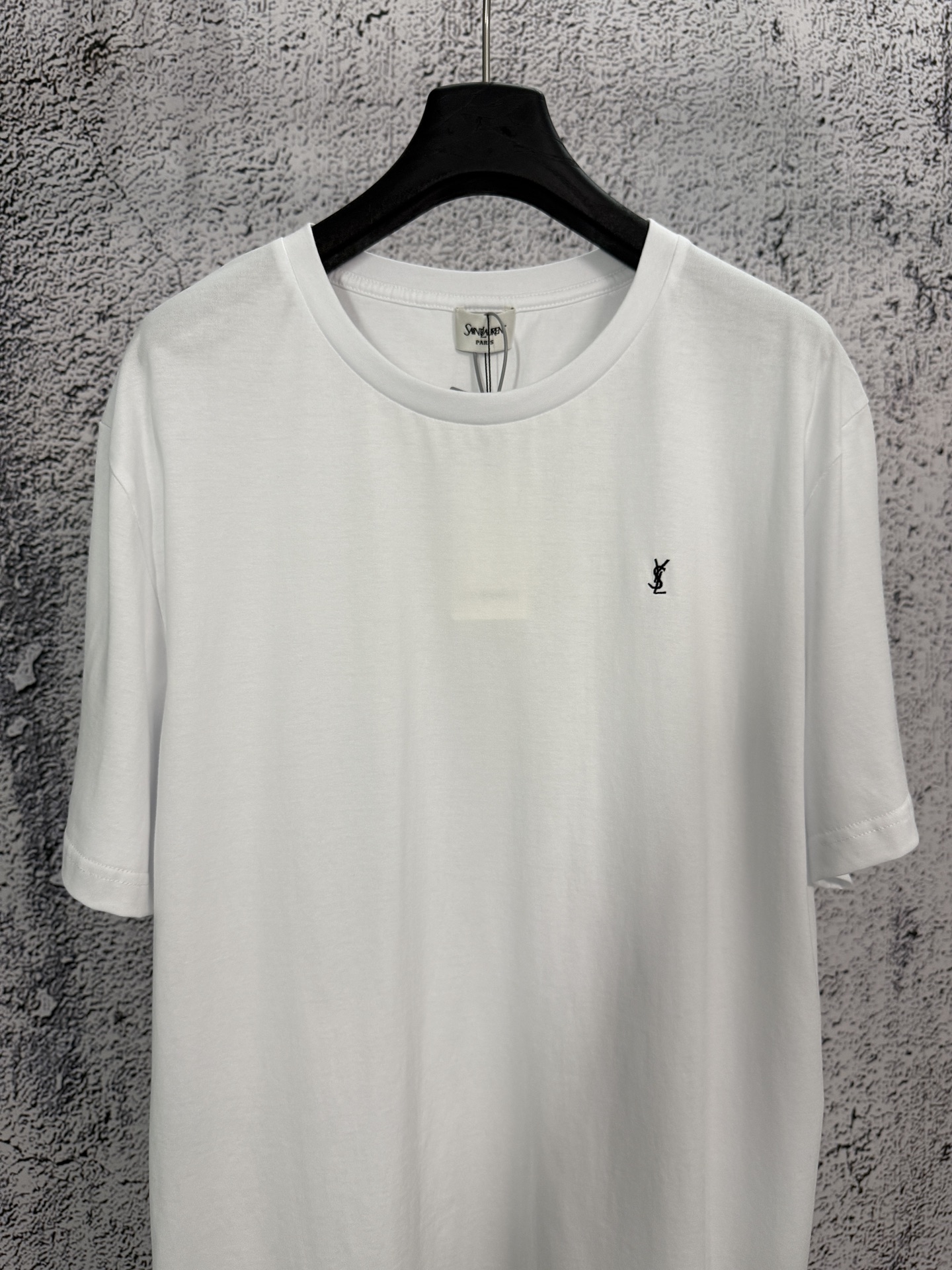 Saint Laurent Yves Saint Laurent 圣罗兰 26ss YSL纯色徽标刺绣圆领短袖T恤