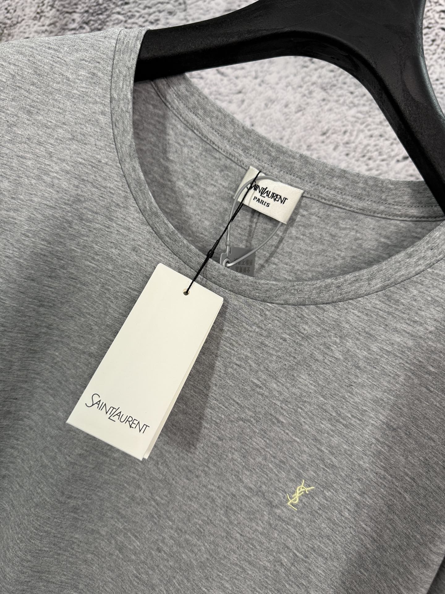 Saint Laurent Yves Saint Laurent 圣罗兰 26ss YSL纯色徽标刺绣圆领短袖T恤