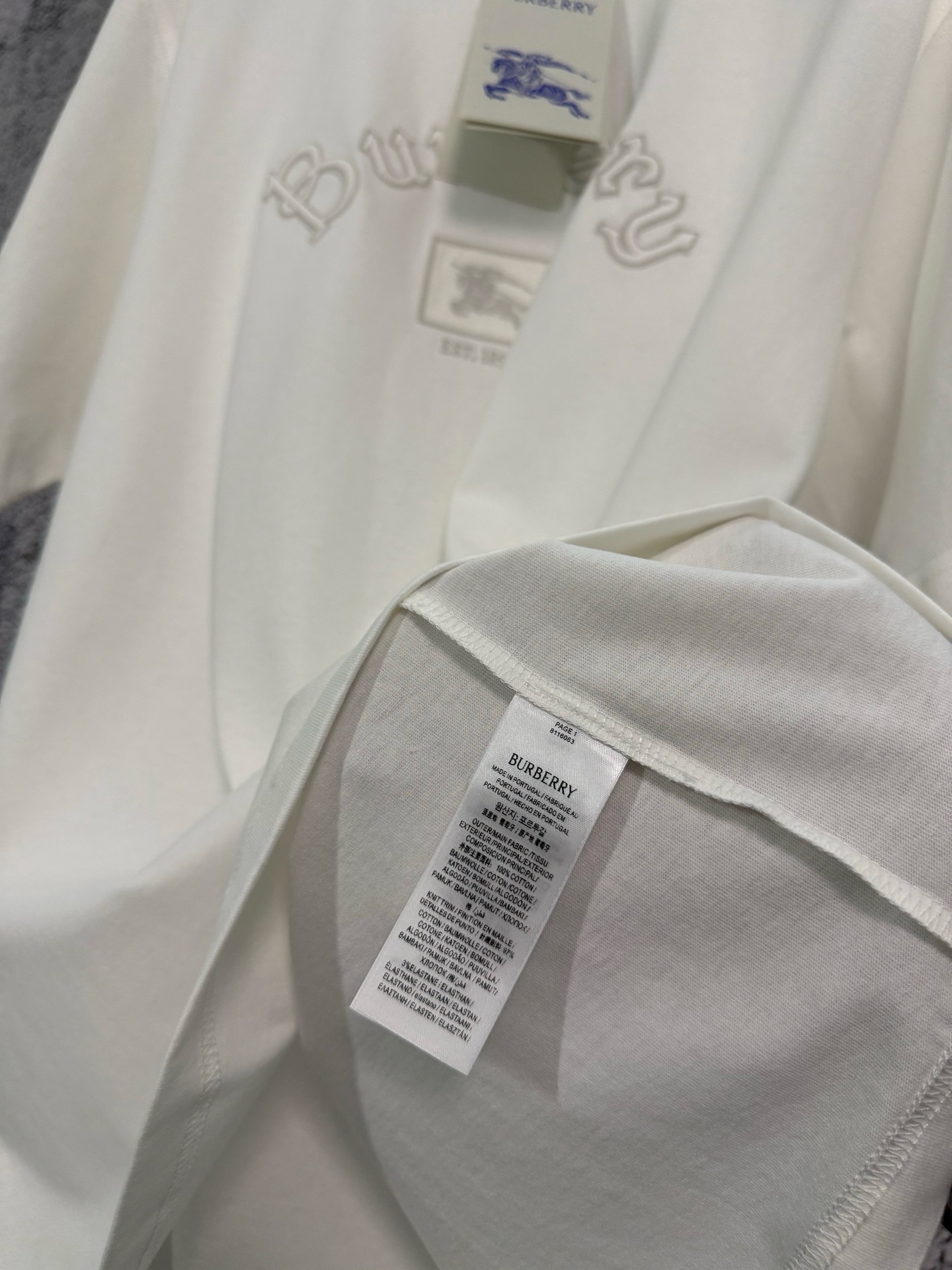 Burberry BURBERRY 巴宝莉 26ss 哥特式徽标棉质刺绣短袖T恤衫
