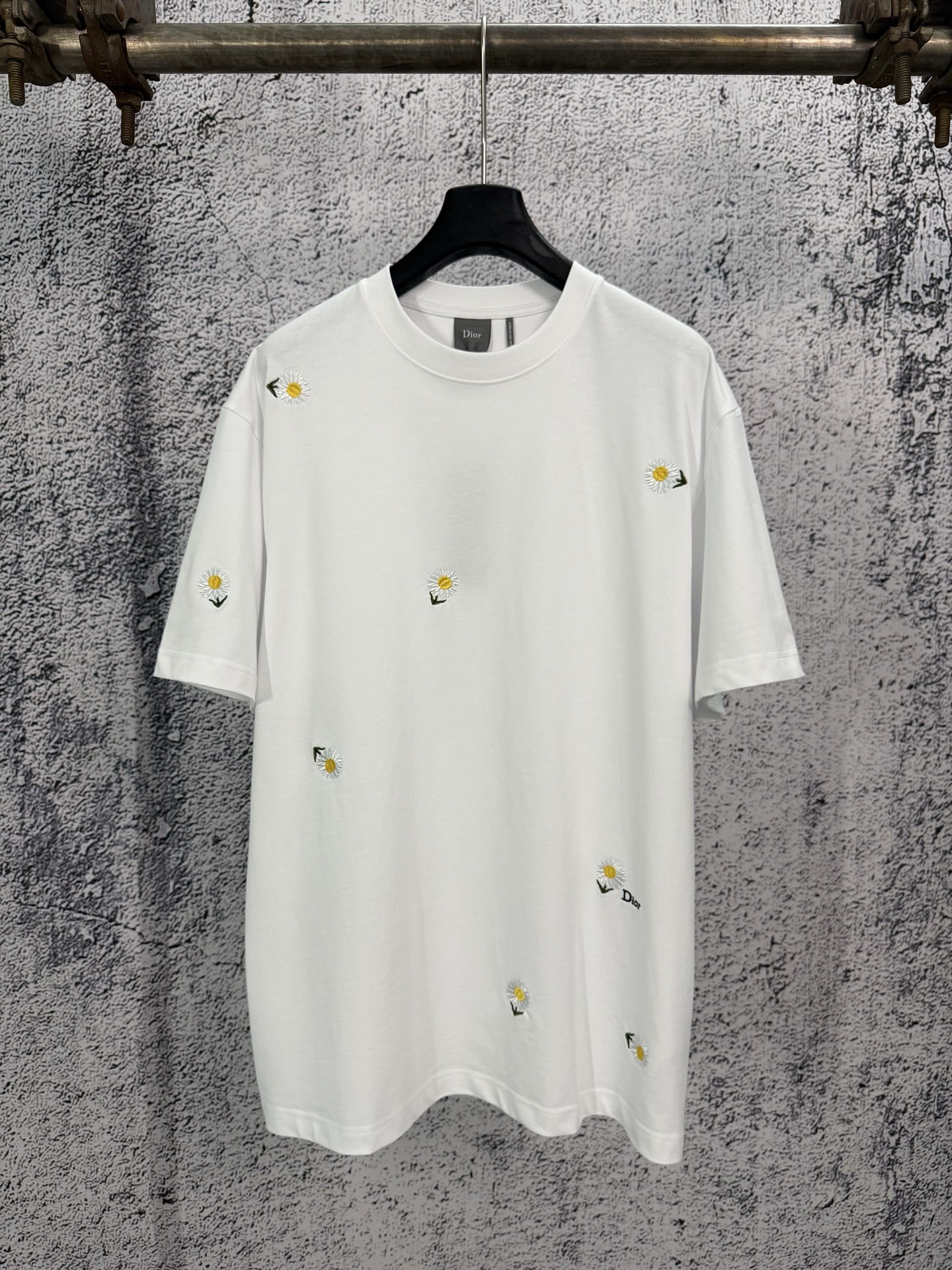 Dior Dior 迪奥 26ss 棉质针织雏菊刺绣圆领短袖T恤