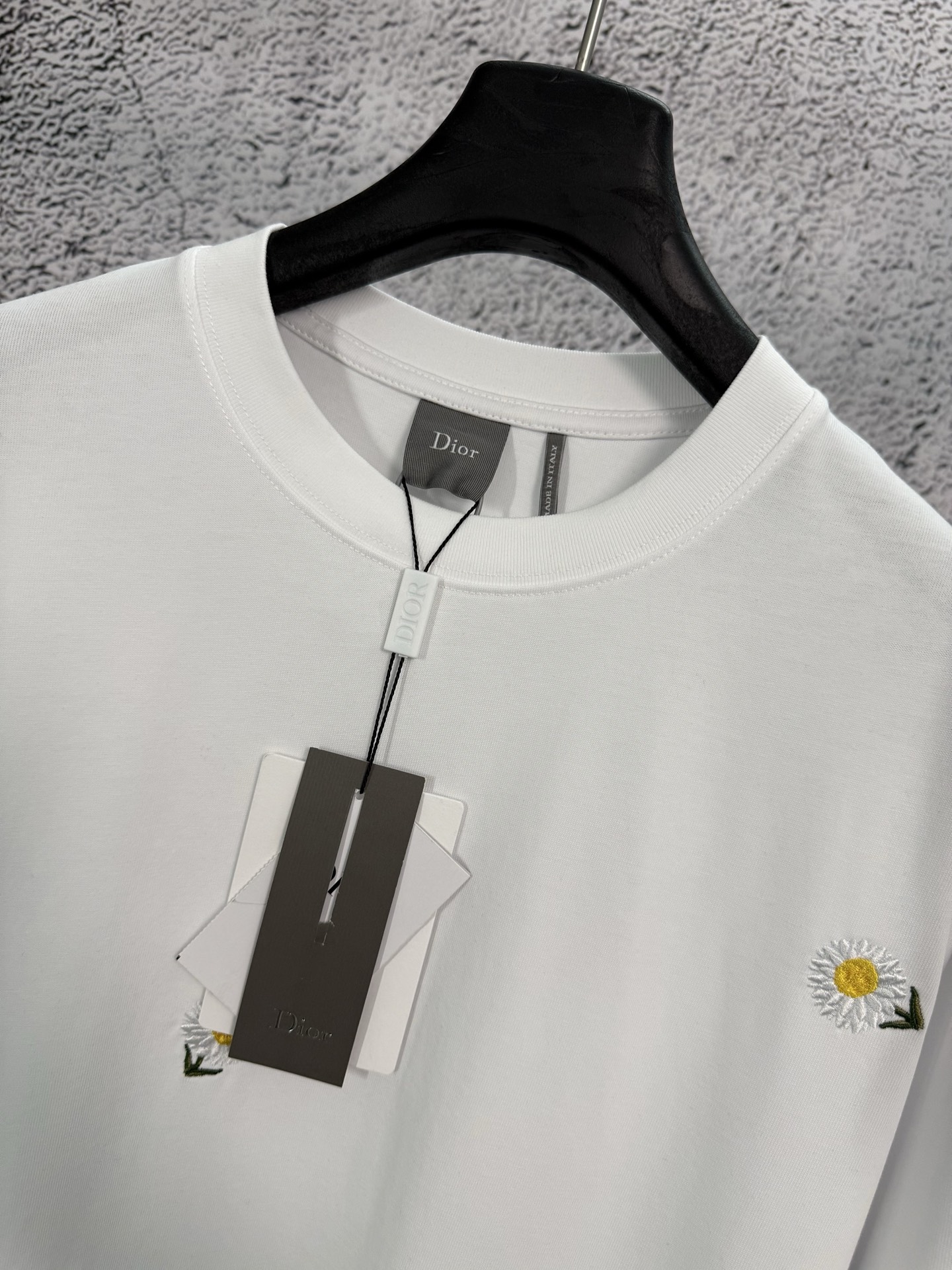 Dior Dior 迪奥 26ss 棉质针织雏菊刺绣圆领短袖T恤