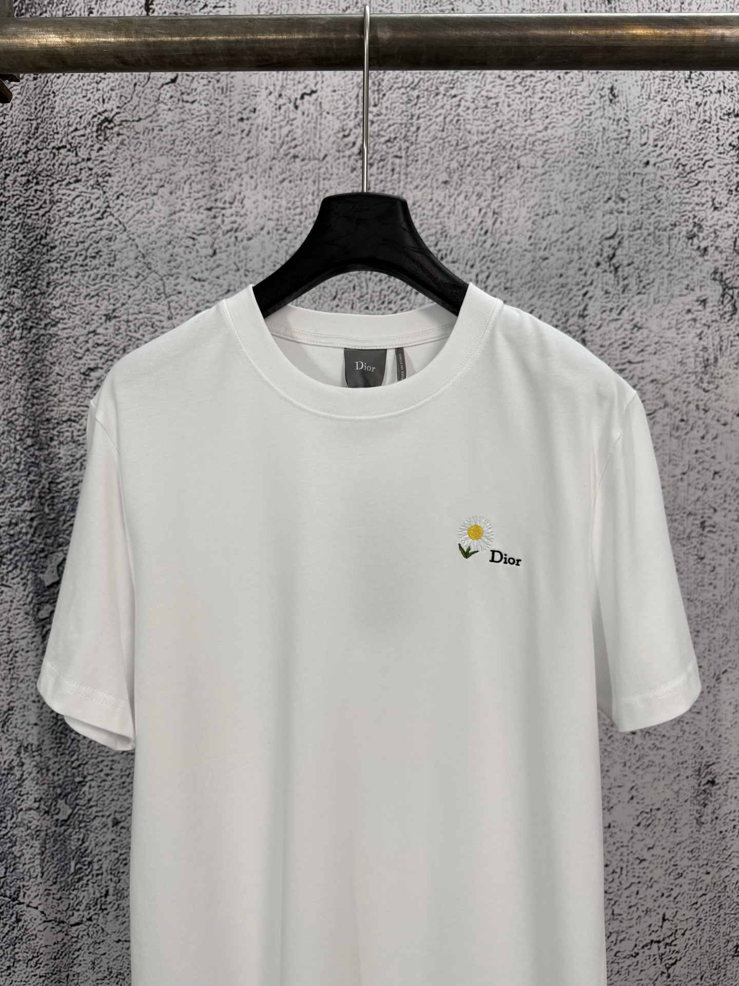 Dior Dior 迪奥 26ss 棉质针织雏菊刺绣圆领短袖T恤