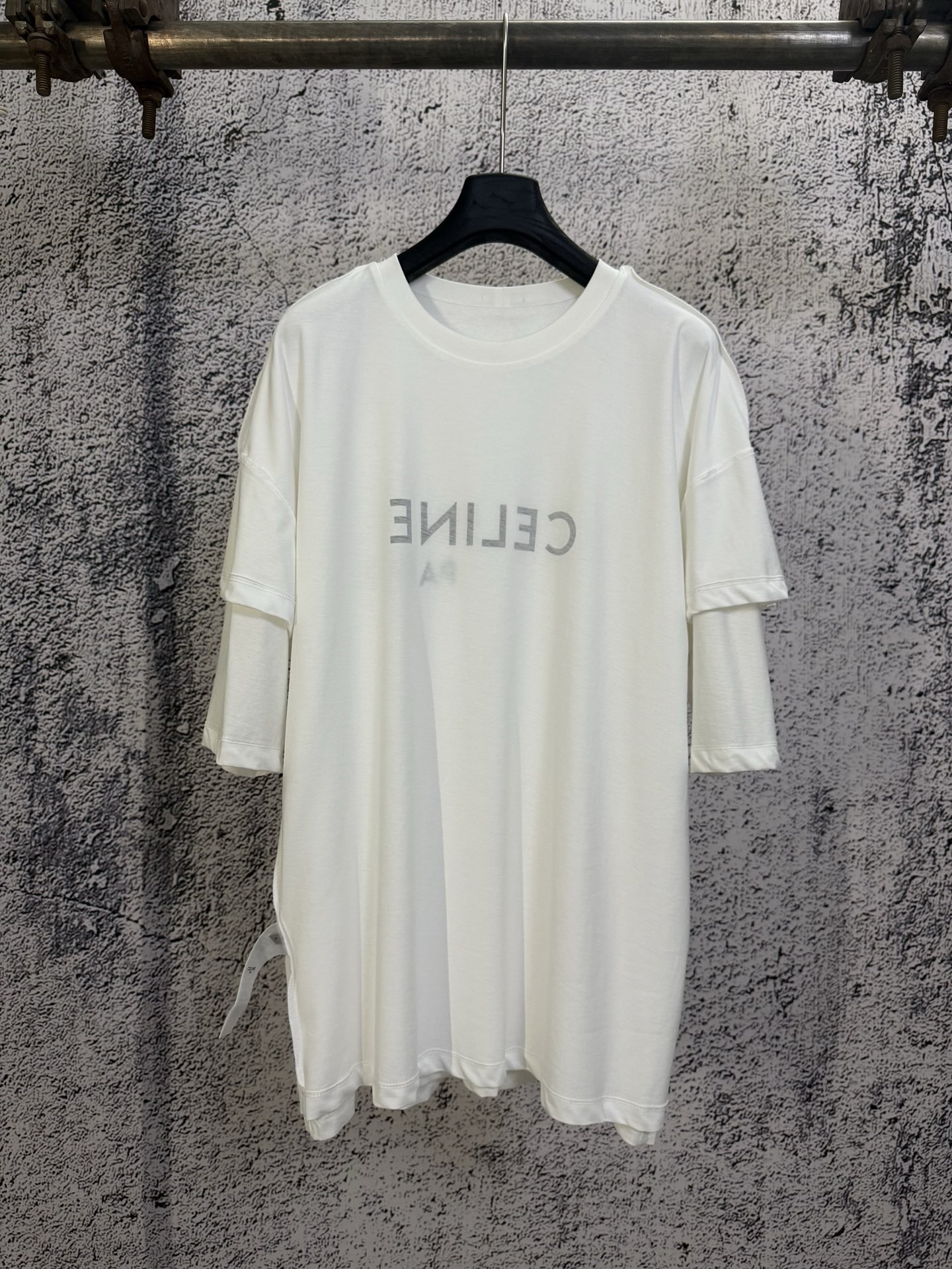 Celine Celine 思琳 26ss 假两件胶浆印花双层短袖 T恤