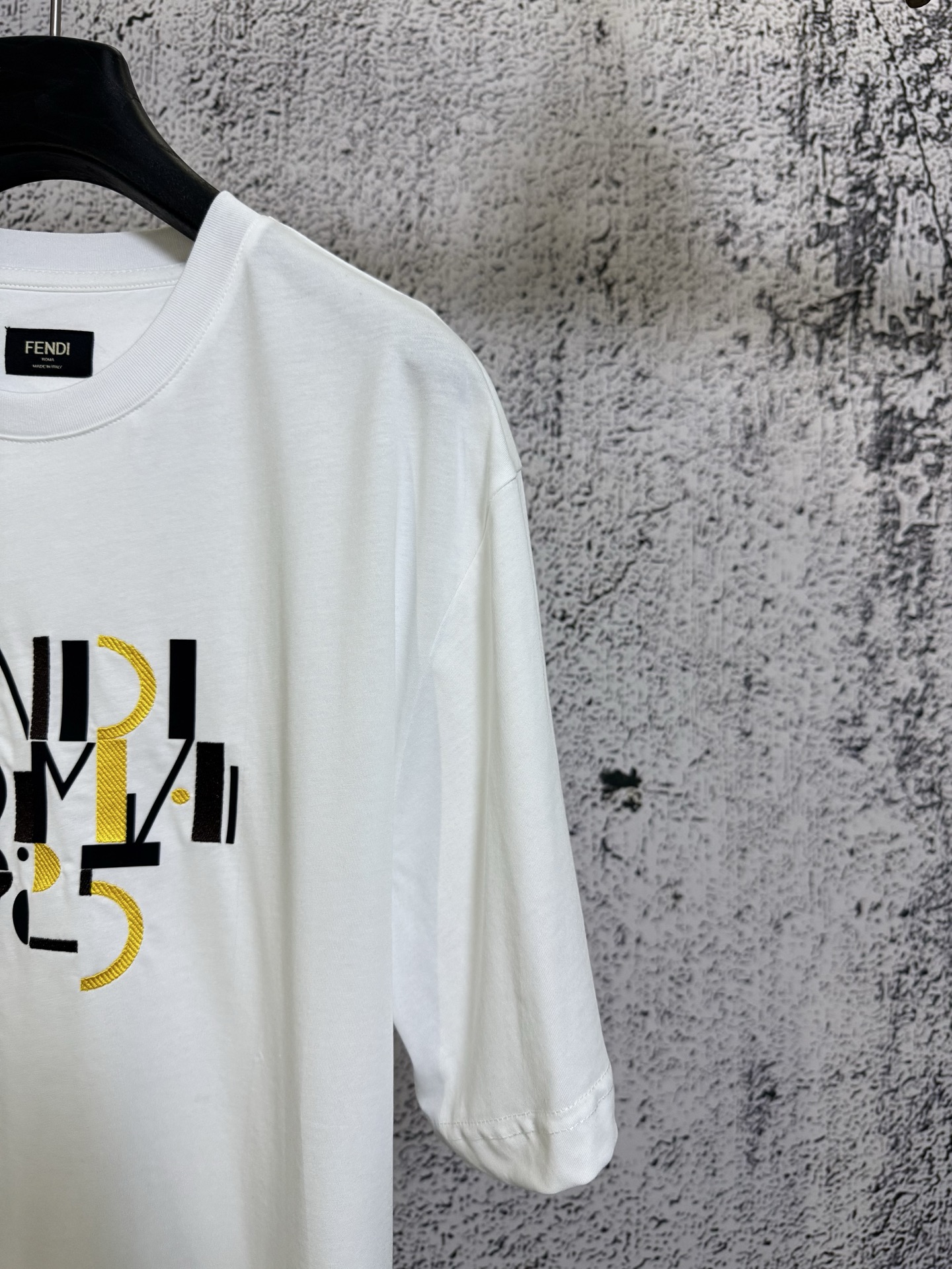 Fendi FENDI 芬迪 26SS 几何字母刺绣印花短袖T恤
