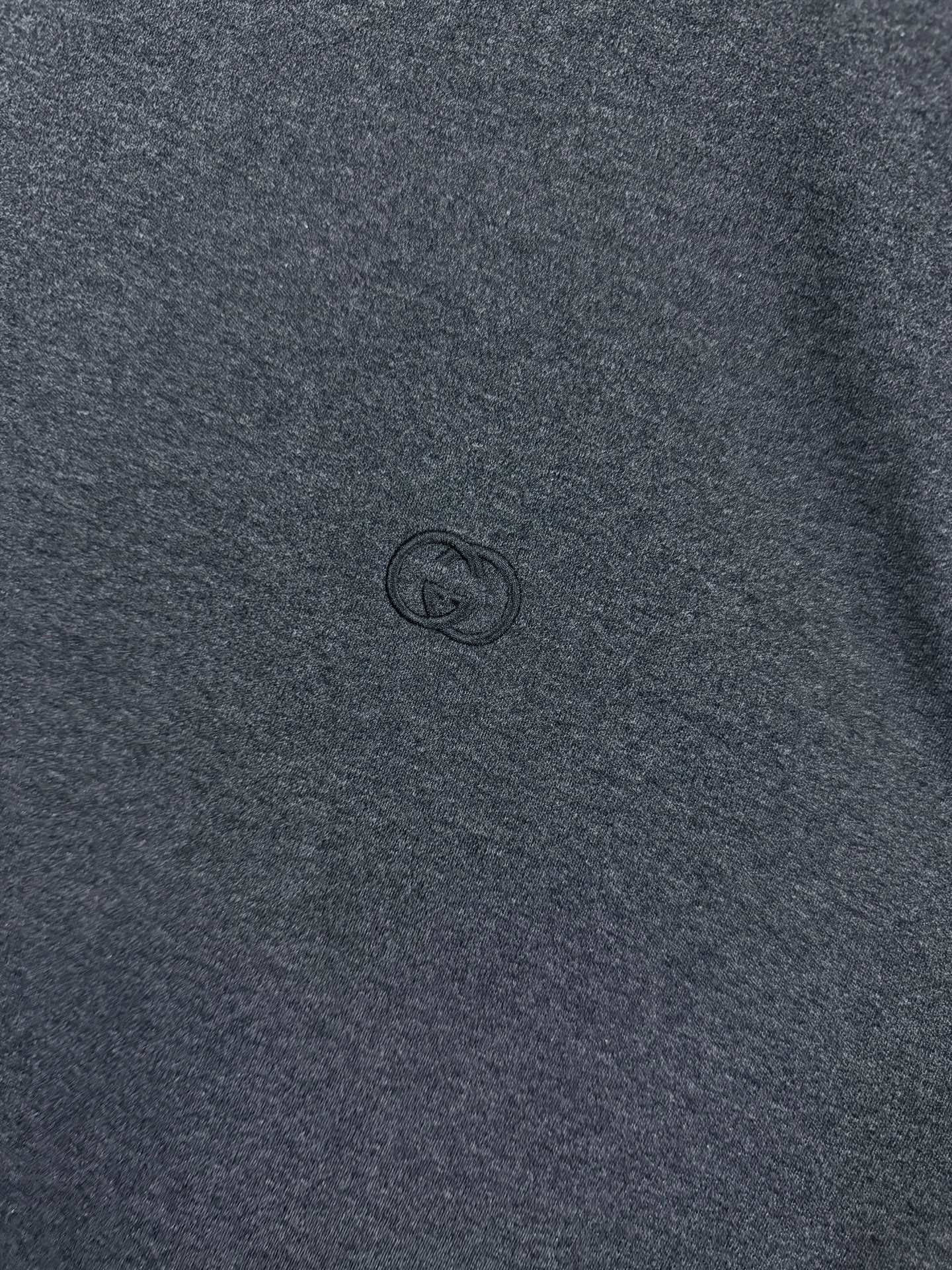 Gucci Gucci 古驰 26ss 圆领双G互扣刺绣针织短袖T恤