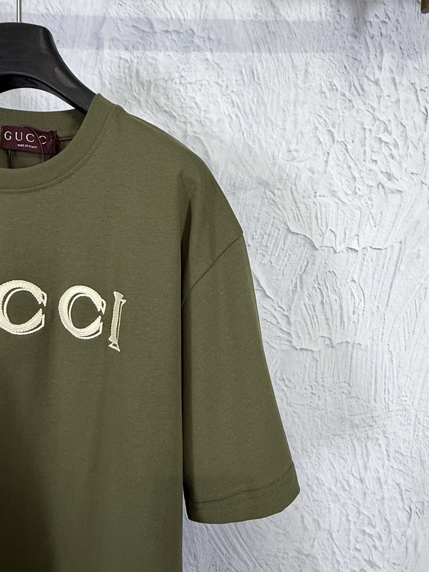 Gucci Gucci 古驰 26ss logo刺绣针织短袖T恤