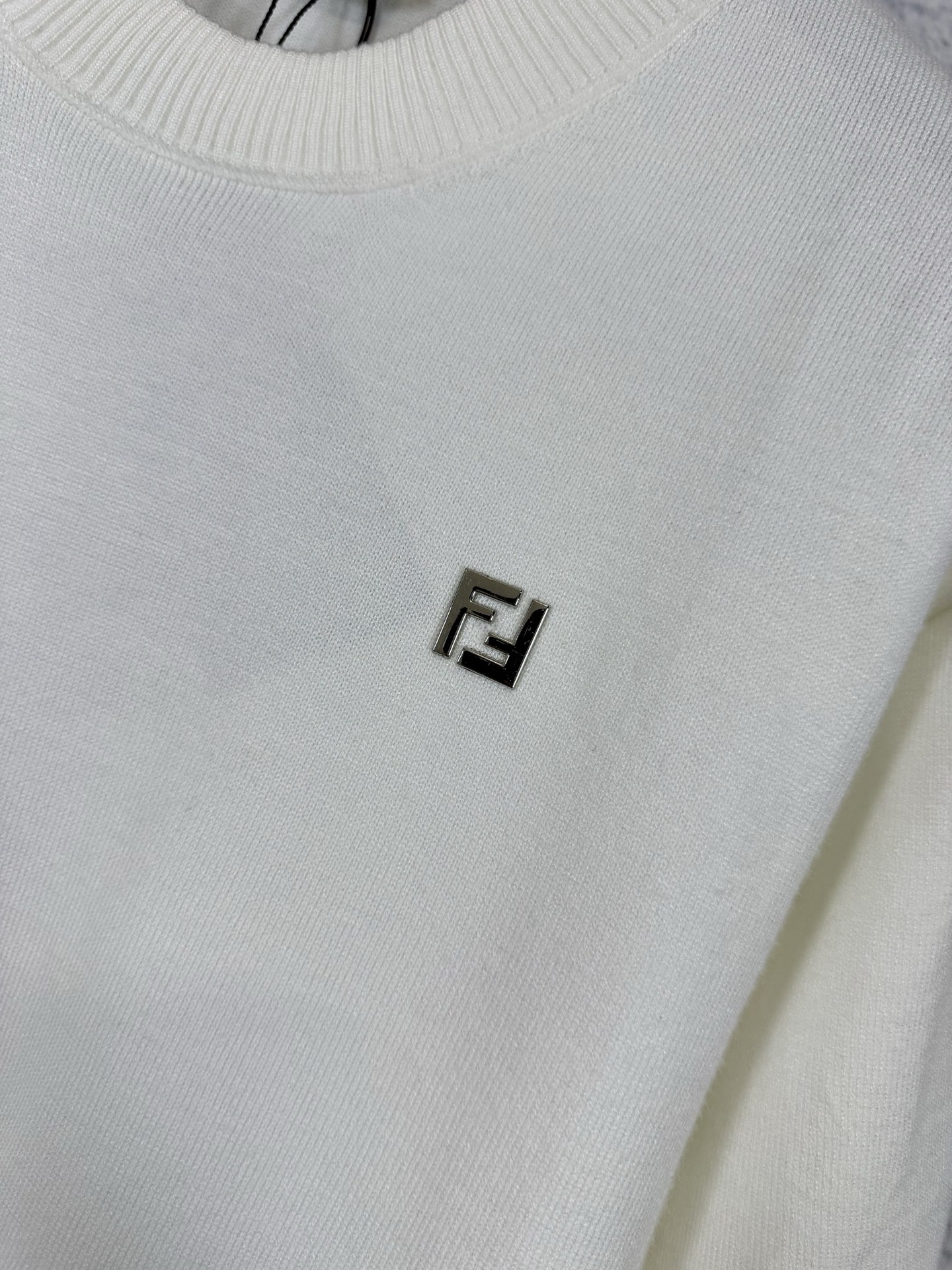 Fendi FENDI 芬迪 26ss 圆领五金双F标棉羊毛针织短袖T恤