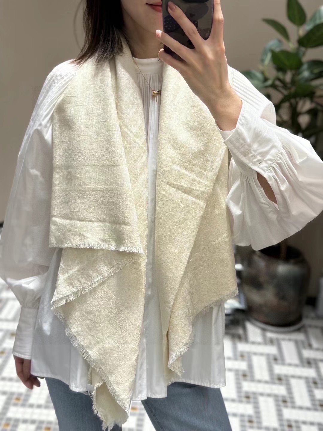 NO:169224,Dior new 140*140 flash silver square scarf, three colors, complete three standards, high weight. Wool silver thread series, high version scarf, dior19860909Dior 上新 140*140闪银方巾 三色 三标齐全 高克重. 羊毛银线系列,高版本围巾,dior,scarf