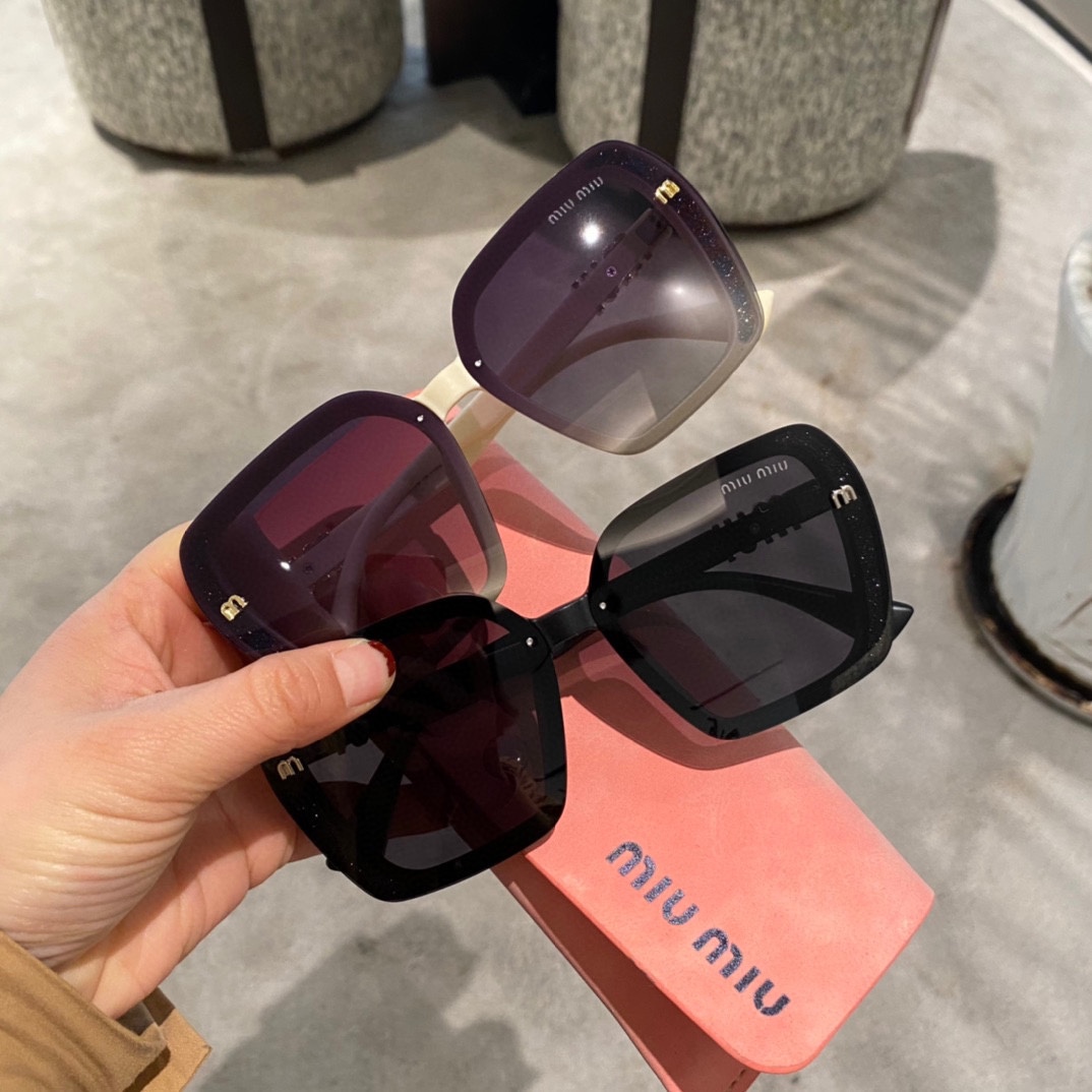 MiuMiu Sunglasses Women Fashion