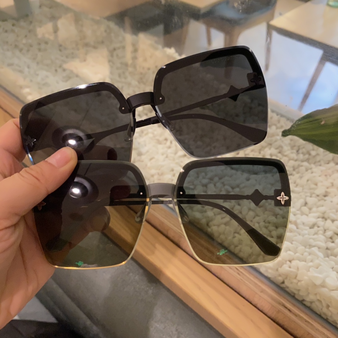 Buy Luxury 2023
 Louis Vuitton Sunglasses Women Nylon Fashion