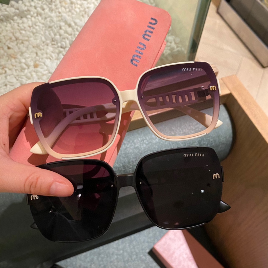 Sunglasses At Cheap Price
 Women Summer Collection
