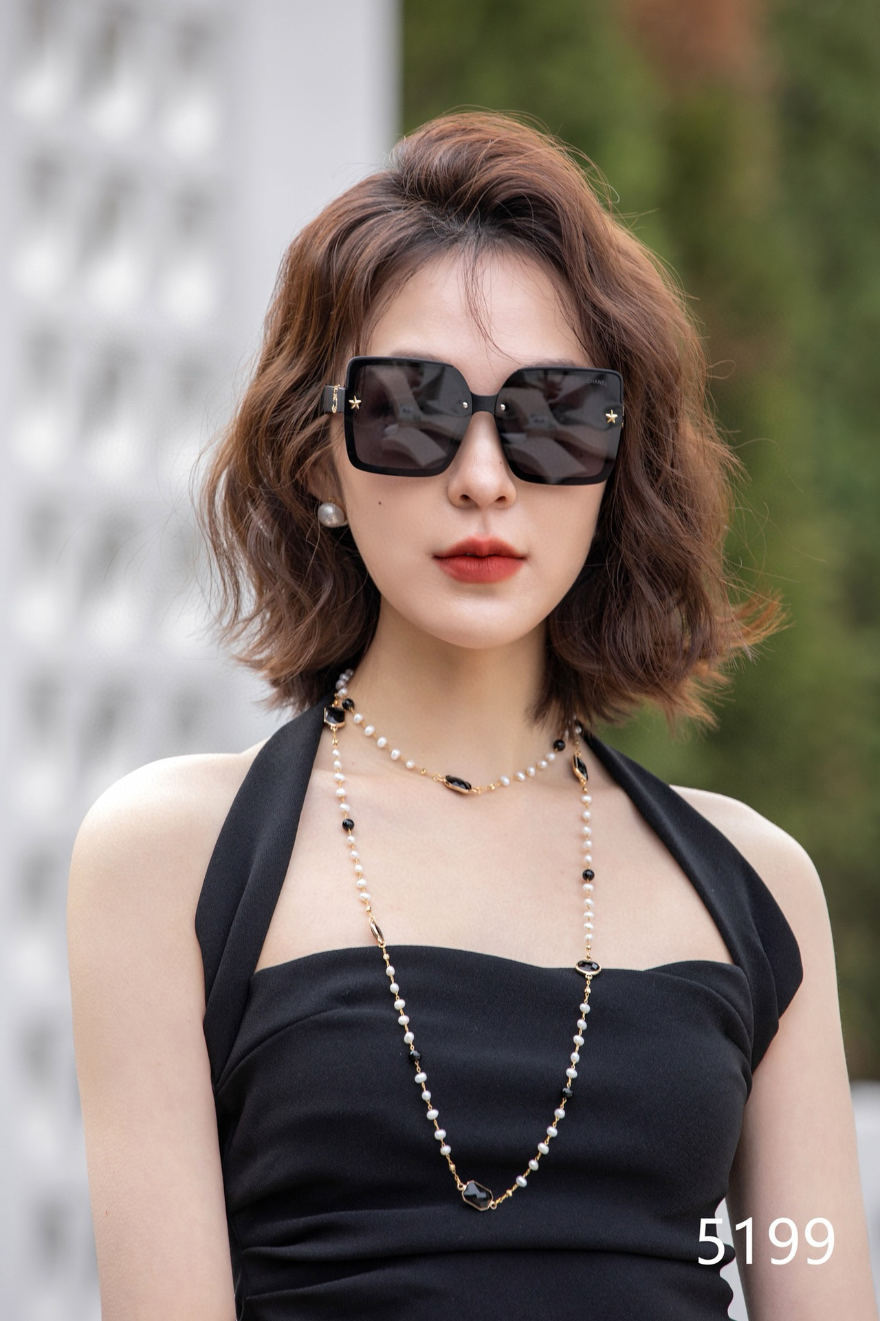 P香奈儿【tr偏光系列】
2025新款偏光太阳镜 款式多 。
经典的方框设计，不挑脸型，无论搭配大衣还是