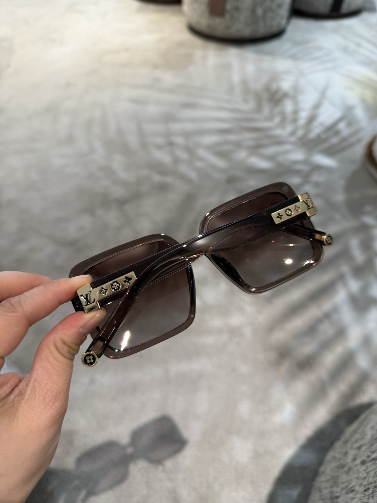 PL家女士偏光墨镜🕶️ 经典四叶草元素🎉复古风大牌范儿（2506）