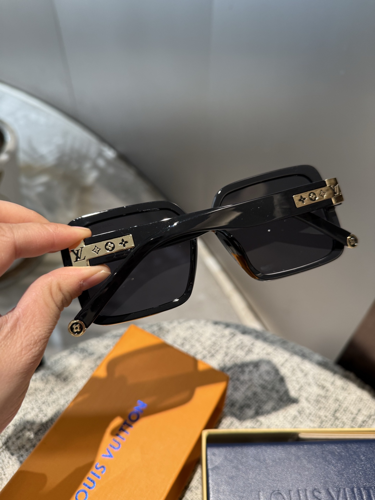 PL家女士偏光墨镜🕶️ 经典四叶草元素🎉复古风大牌范儿（2506）