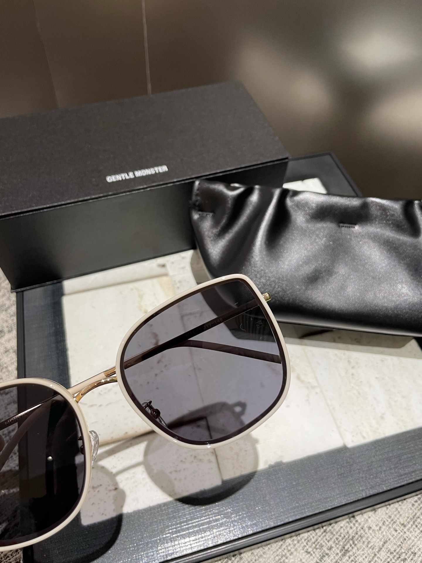 💰147💰GM bibi Zhou Yuyai’s luminous sunglasses mixed with stainless steel. - 图片 5
