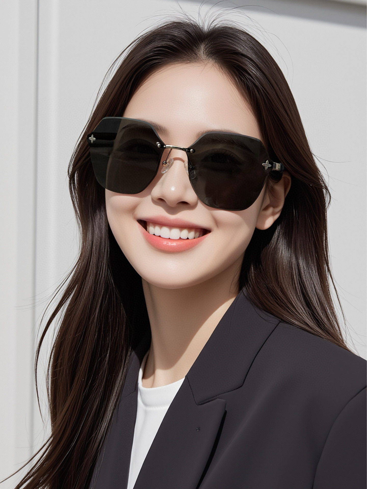 PLV女士墨镜🕶️ 经典四叶草元素🎉复古风 直播款（6121）