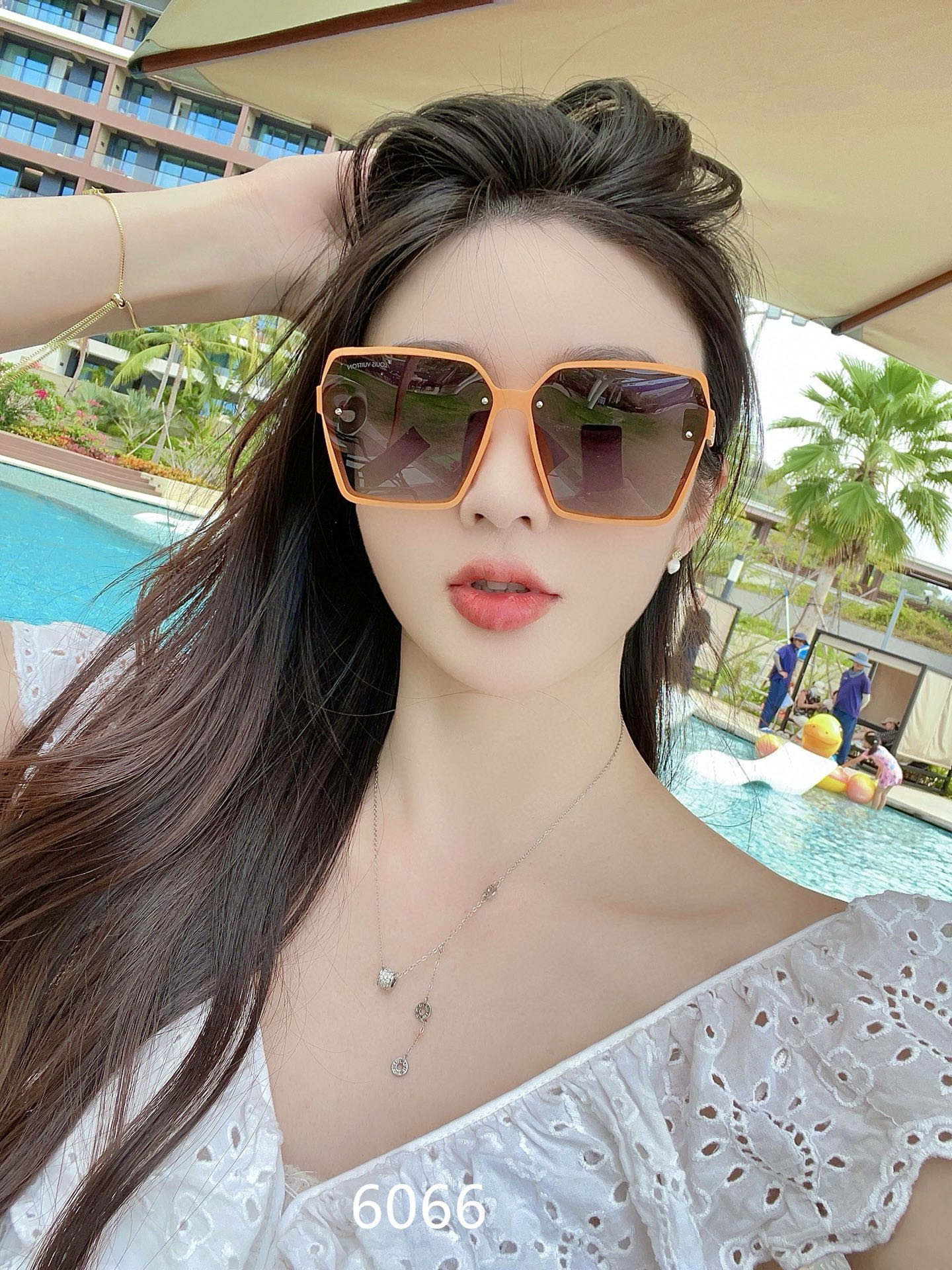 PL家女士偏光墨镜🕶️ 经典四叶草元素🎉复古风 直播款（6066）
