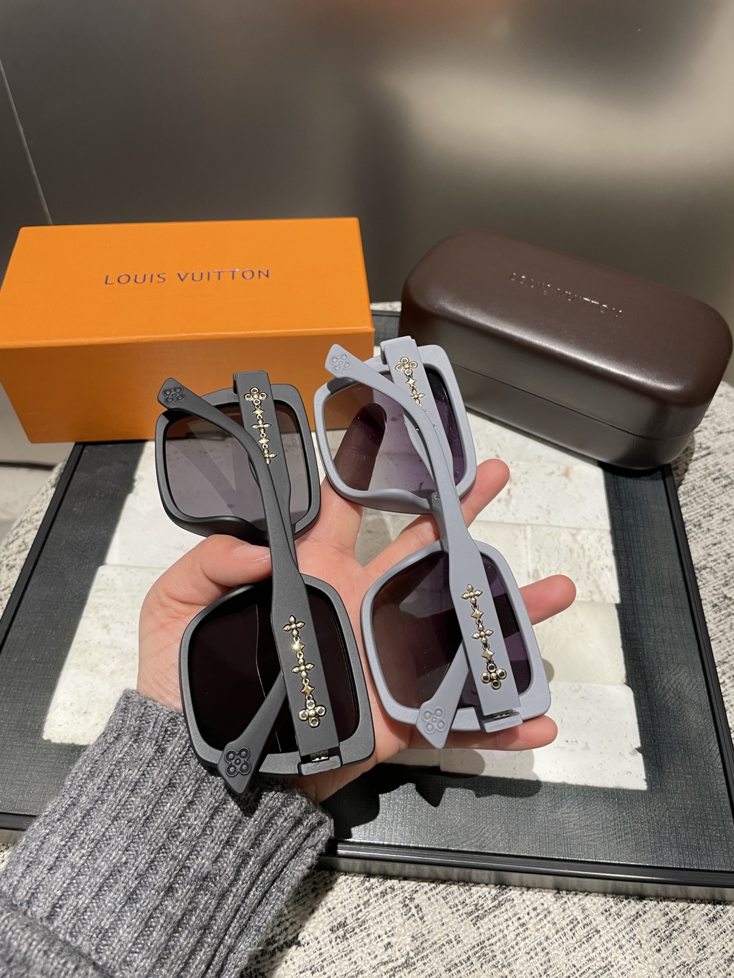 PL家女士偏光墨镜🕶️ 经典四叶草元素🎉复古风 直播款（7104）