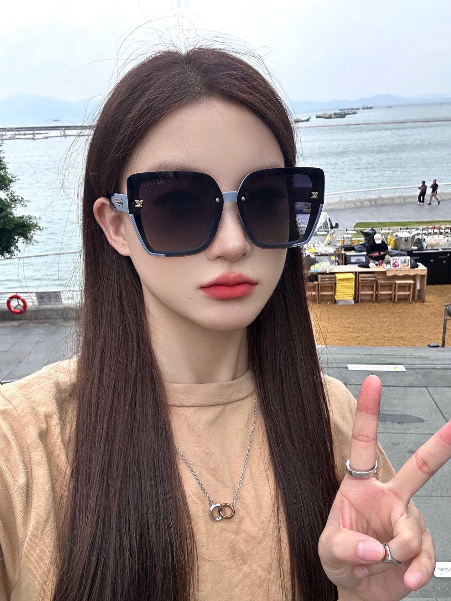 PL家女士偏光墨镜🕶️ 经典四叶草元素🎉复古风 直播款（7104）