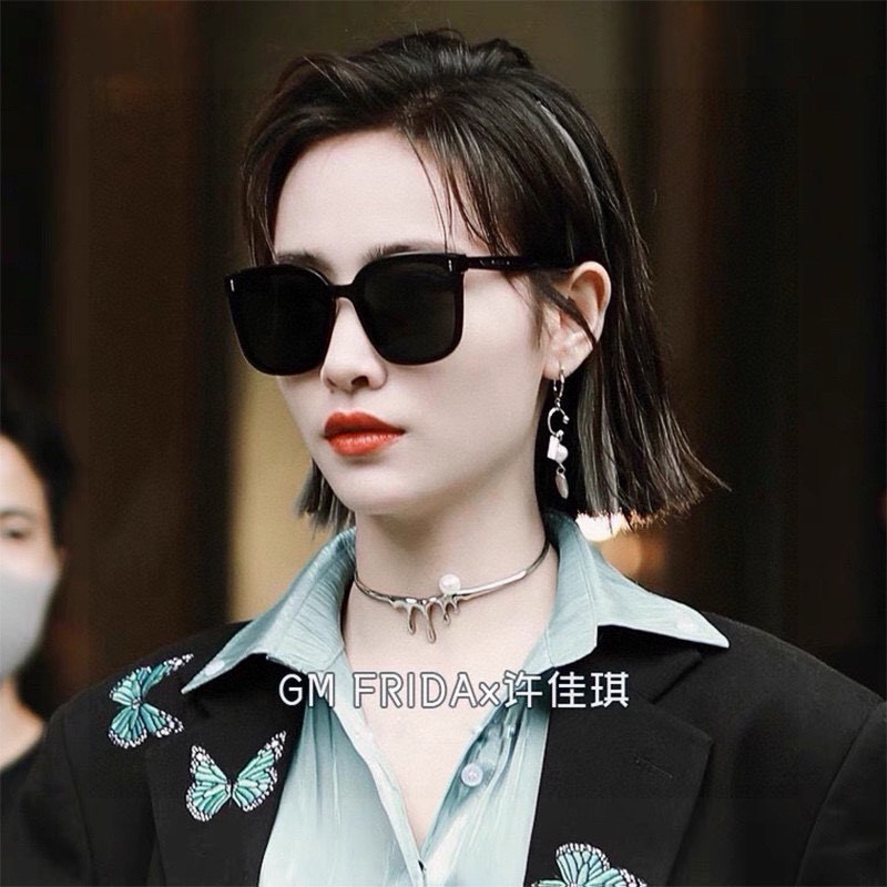 PGM frida
许佳琪华晨宇等网红同款尼龙偏光墨镜🕶️仿版材配置 镜片带蔡司标+内镀绿膜 超高性价比