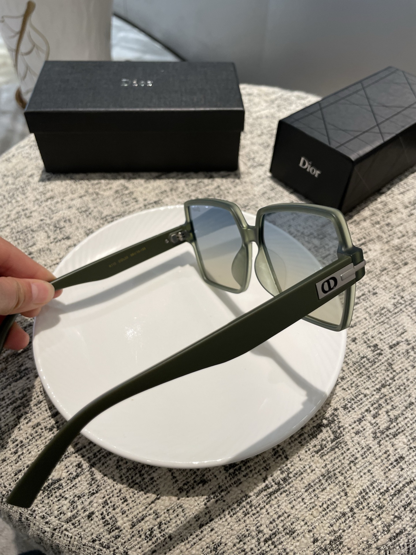 PCD大框偏光墨镜 🕶️达人街拍示范搭配 时尚潮流（6110）
