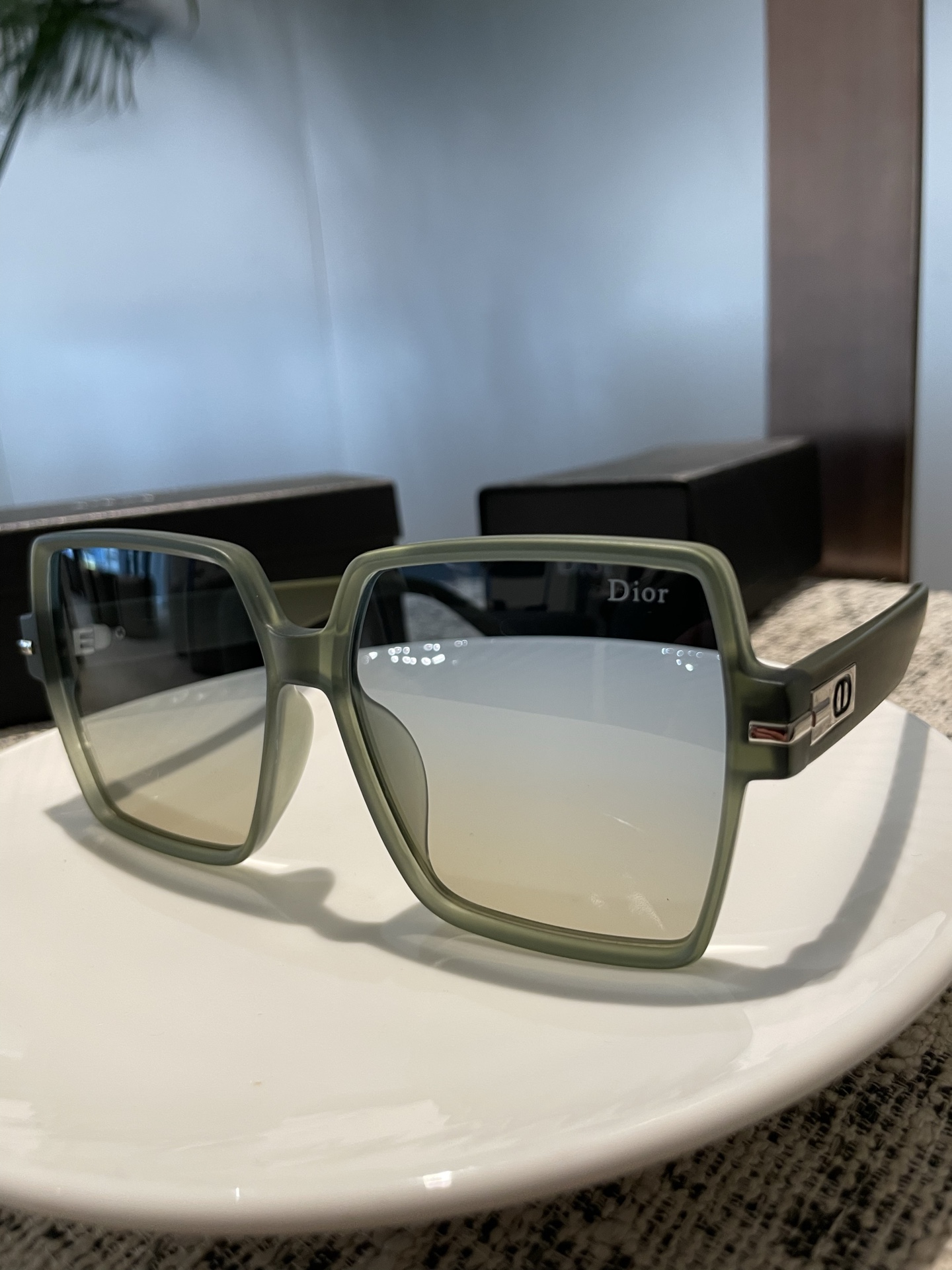 PCD大框偏光墨镜 🕶️达人街拍示范搭配 时尚潮流（6110）