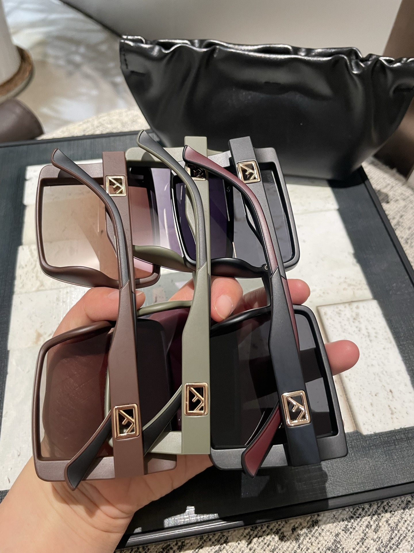 P芬迪女士墨镜🕶️高清偏光镜片🎉时尚修脸 大牌范 时尚风 必备单品（2502）