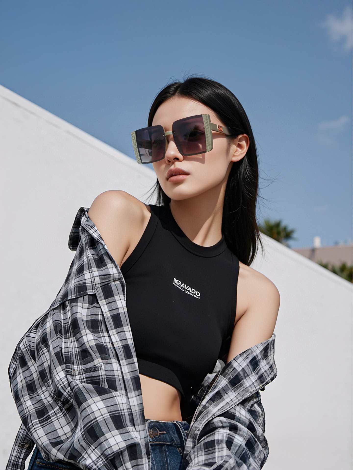 P芬迪女士墨镜🕶️高清偏光镜片🎉时尚修脸 大牌范 时尚风 必备单品（2502）