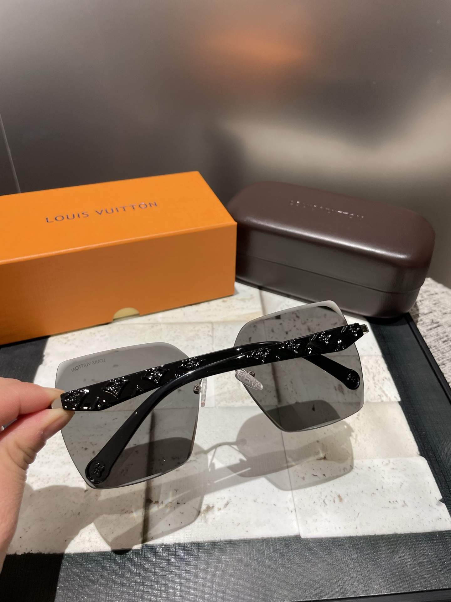 PLV女士墨镜🕶️ 经典四叶草元素🎉复古风 直播款（6128）