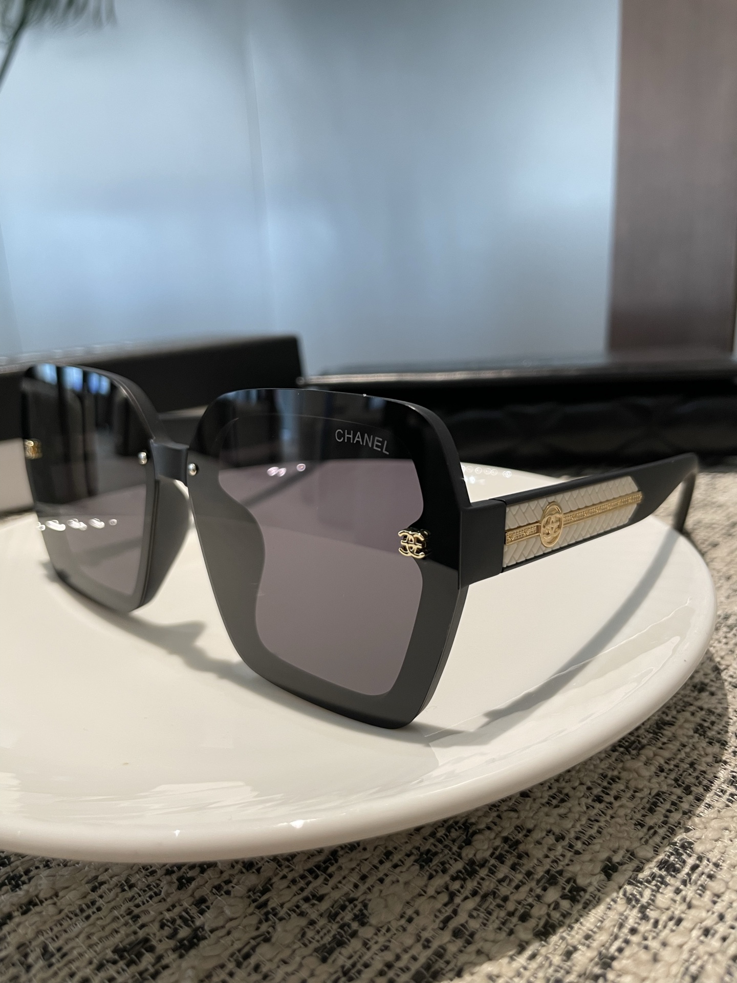 P小香风女士偏光墨镜🕶️ 🎉网红风 大牌范 镜腿双色拼接风格 直播推荐款（5198#）