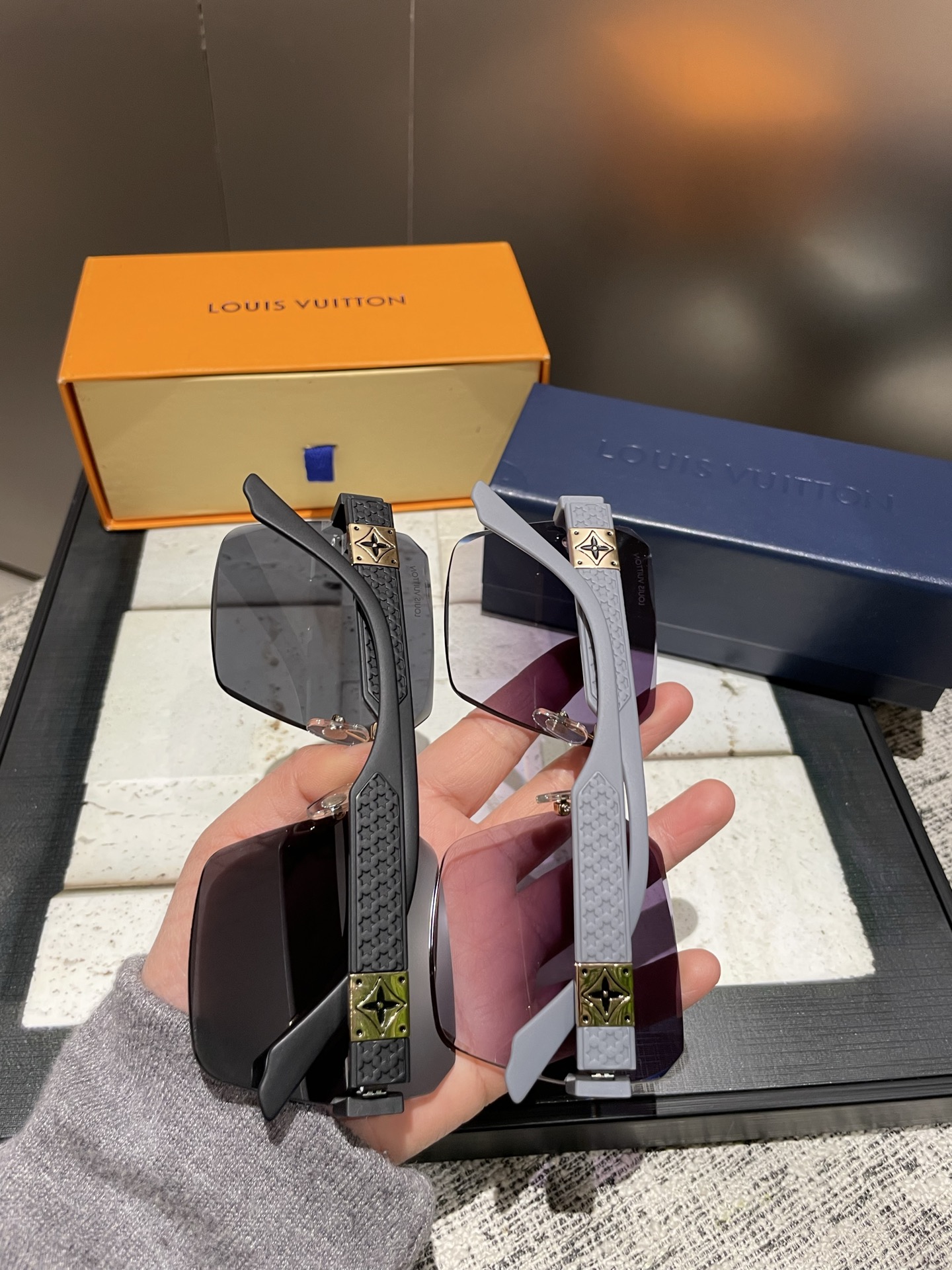 PLV女士偏光墨镜🕶️ 经典四叶草元素🎉复古风 直播款💗💗💗5189