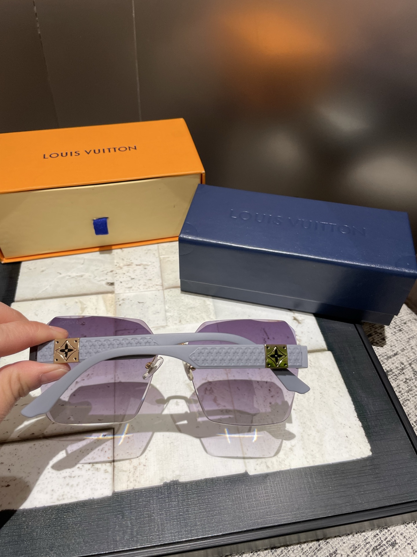 PLV女士偏光墨镜🕶️ 经典四叶草元素🎉复古风 直播款💗💗💗5189
